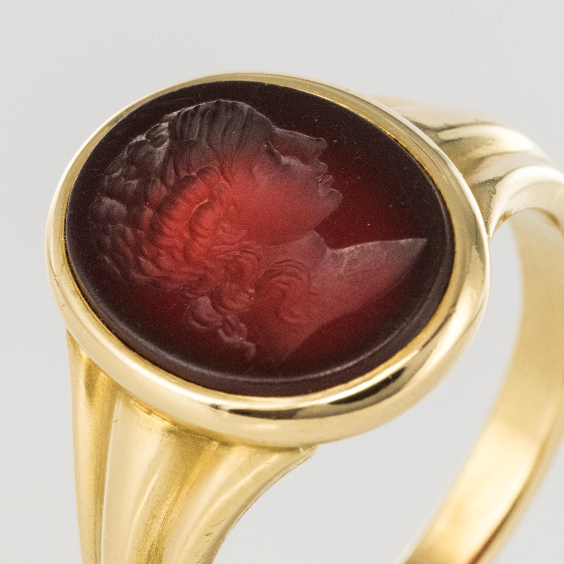 Karneol-Intaglio-Ring aus 18 Karat Gelbgold aus dem 19. Jahrhundert im Angebot 4
