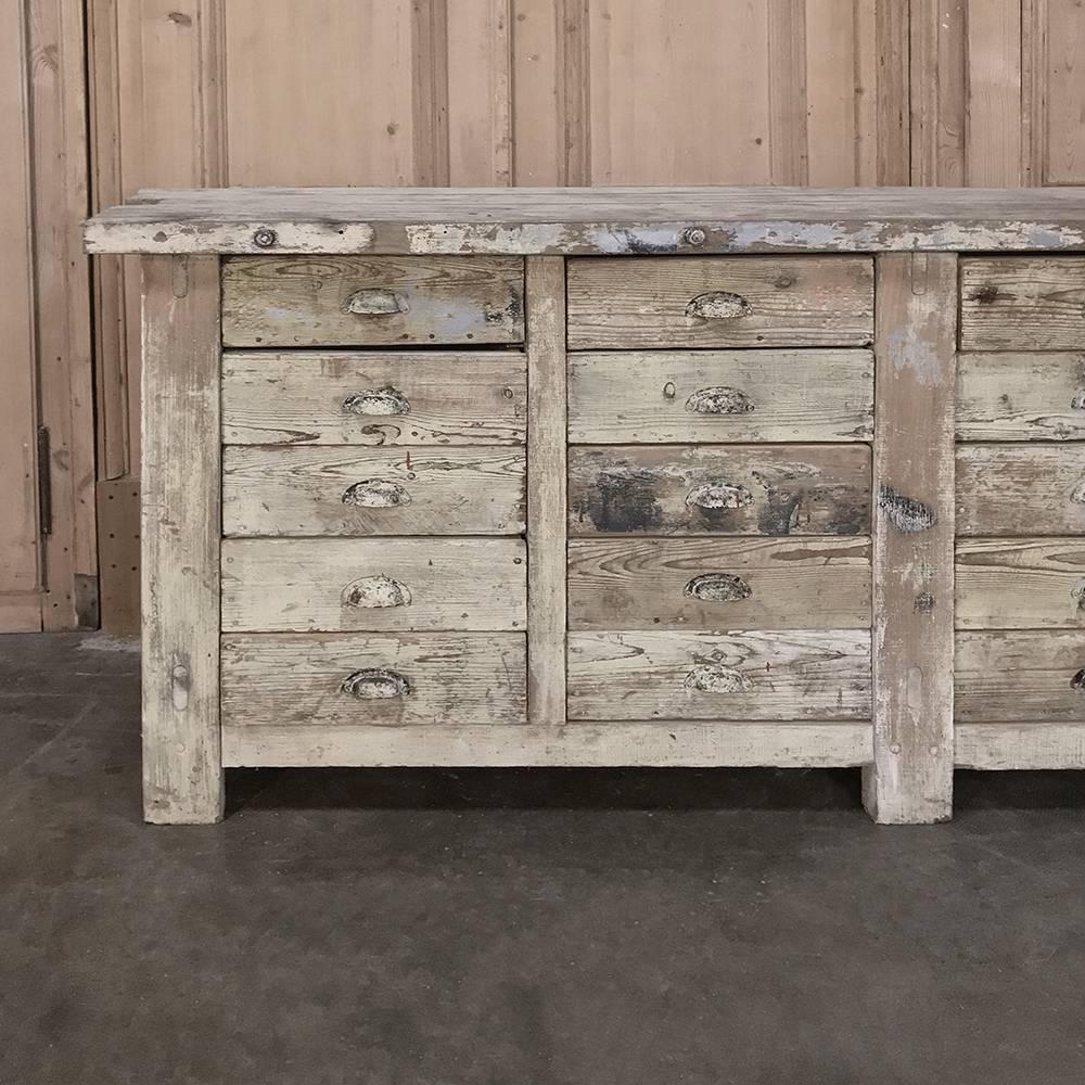 19th Century Carpenter's Workbench with Drawers In Distressed Condition In Dallas, TX