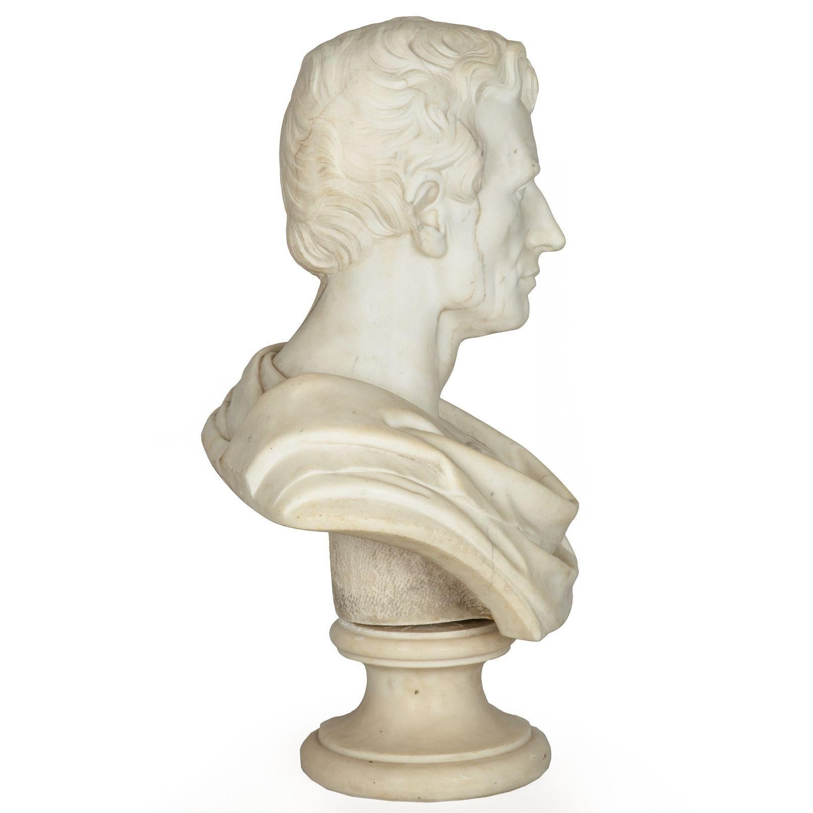 Buste en marbre de Carrare du XIXe siècle représentant un homme d'État classique Bon état - En vente à Shippensburg, PA