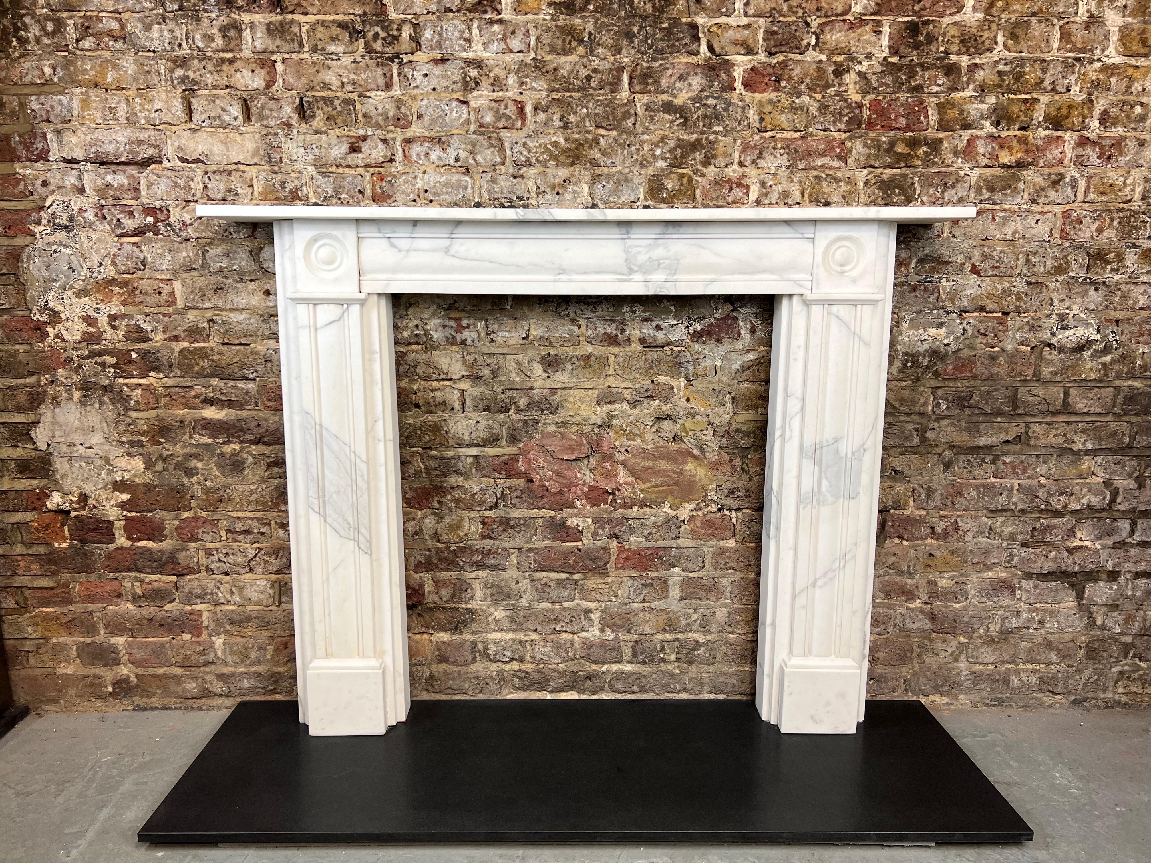 19th Century Carrara Marble Fireplace Mantlepiece. For Sale 6