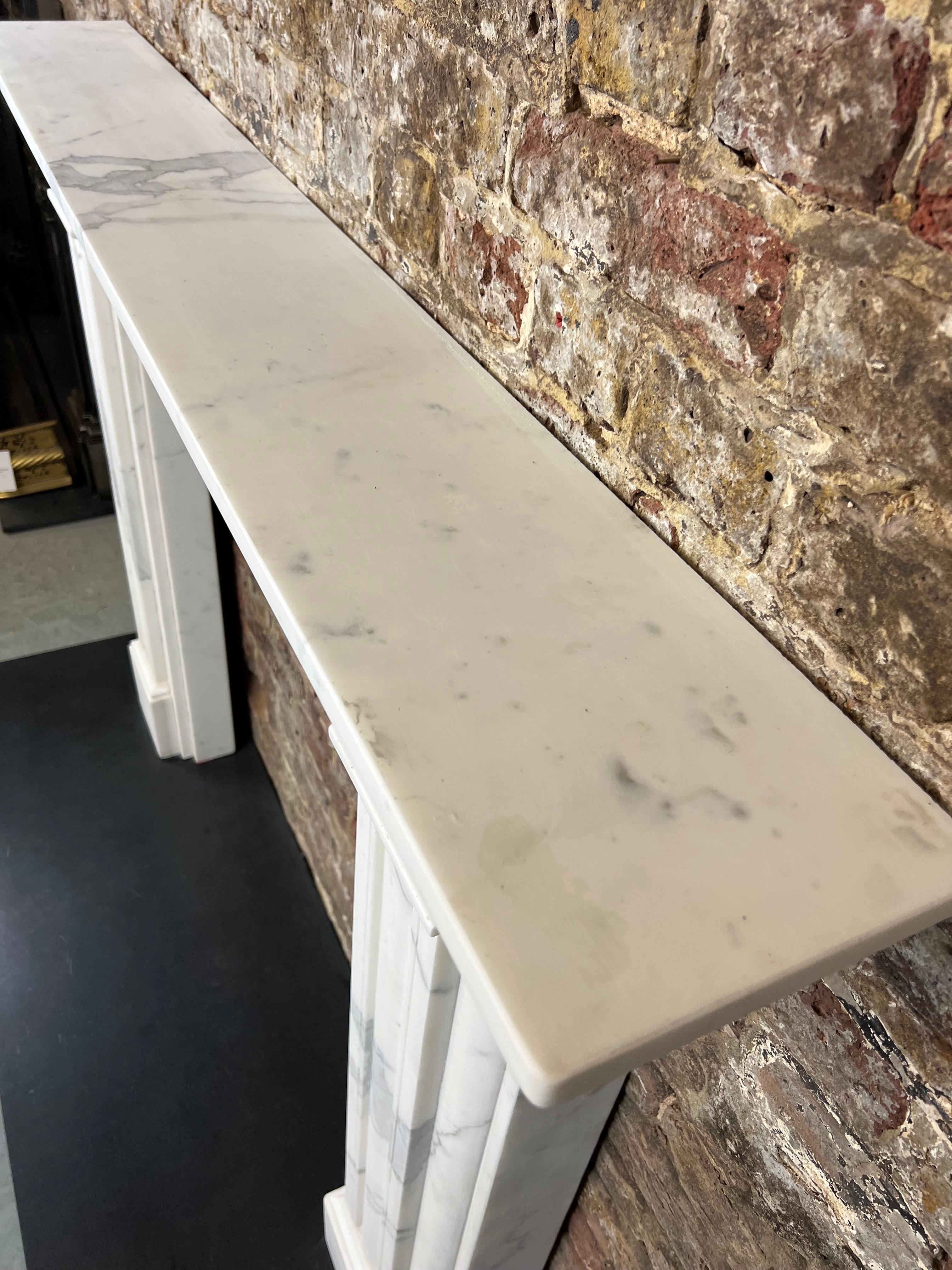 19th Century Carrara Marble Fireplace Mantlepiece. For Sale 3