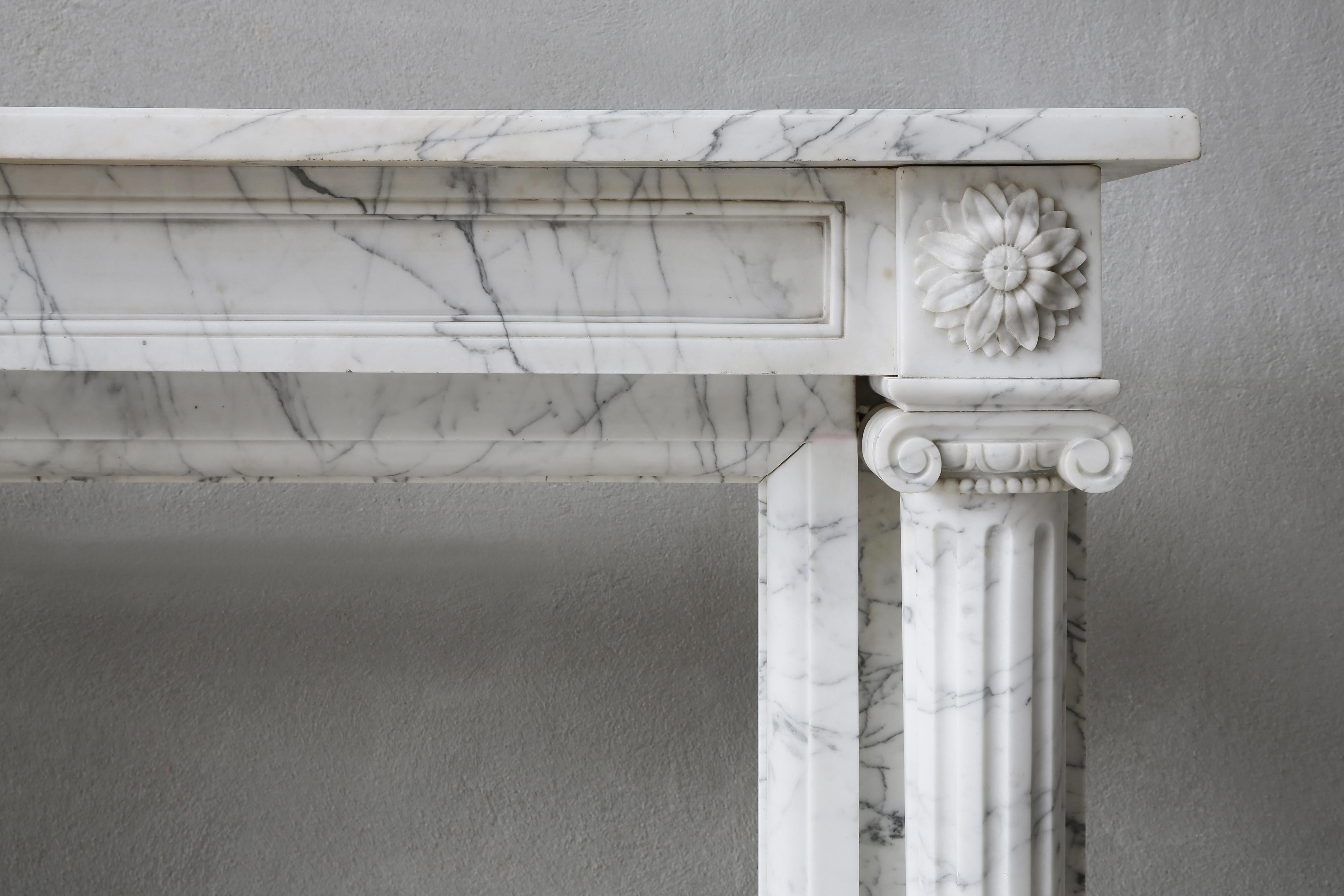 French 19th Century Carrara Marble Fireplace of Louis XVI For Sale