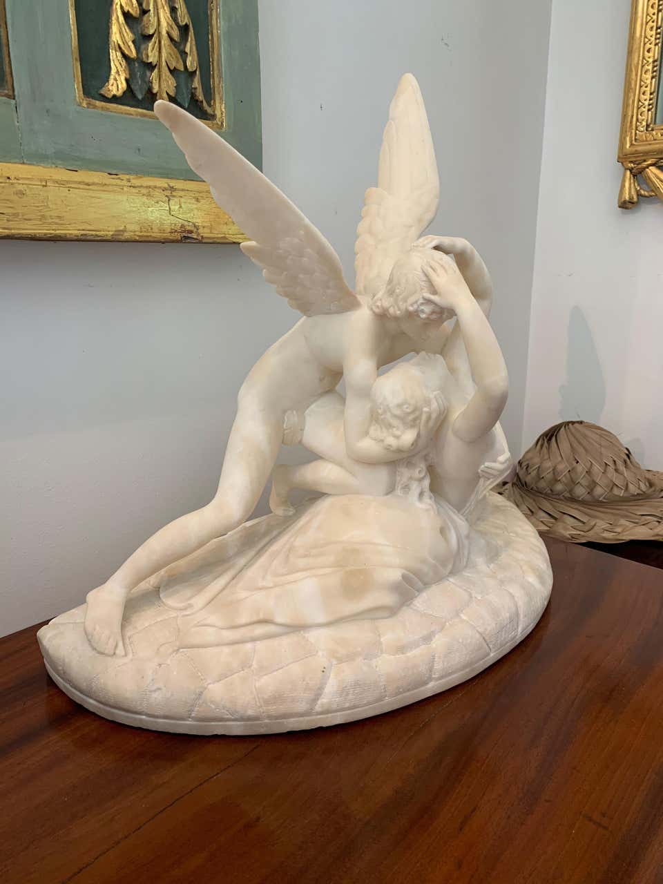 Neoclassical 19th Century Carved Alabaster Sculpture of Cupid and Psyche For Sale
