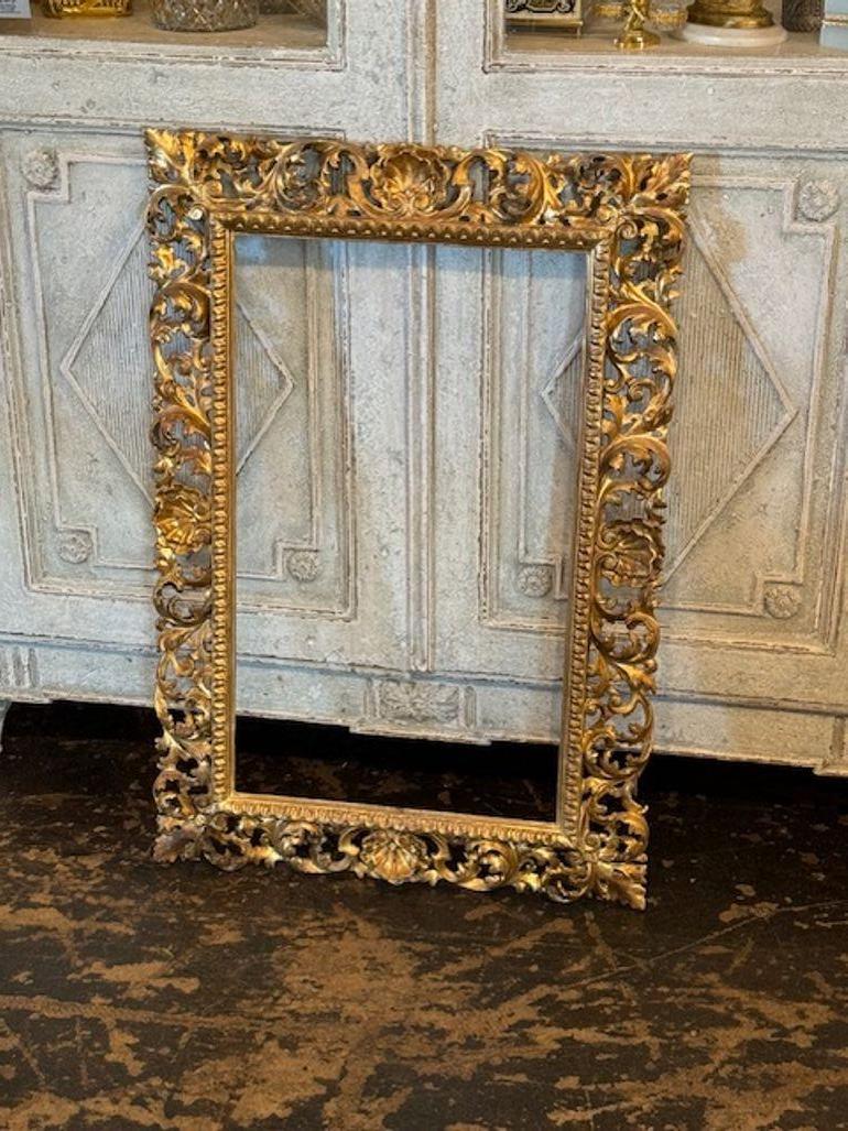 19th Century Carved and Giltwood Florentine Frame In Good Condition For Sale In Dallas, TX