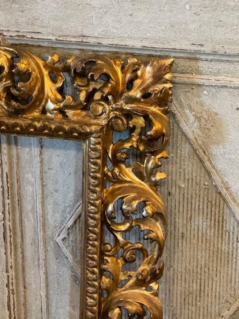 19th Century Carved and Giltwood Florentine Frame For Sale 2