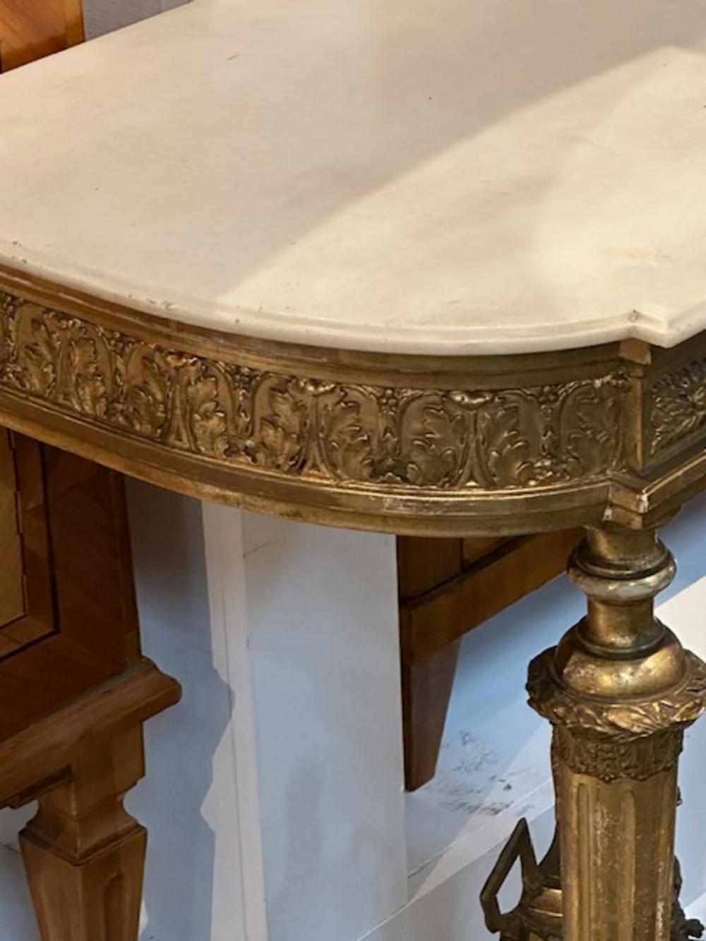 19th Century Carved and Giltwood Neo-Classical Console For Sale 1