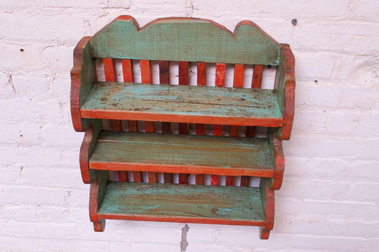19th Century Carved and Hand Painted Americana Wooden Folk Art Shelf In Good Condition In Brooklyn, NY