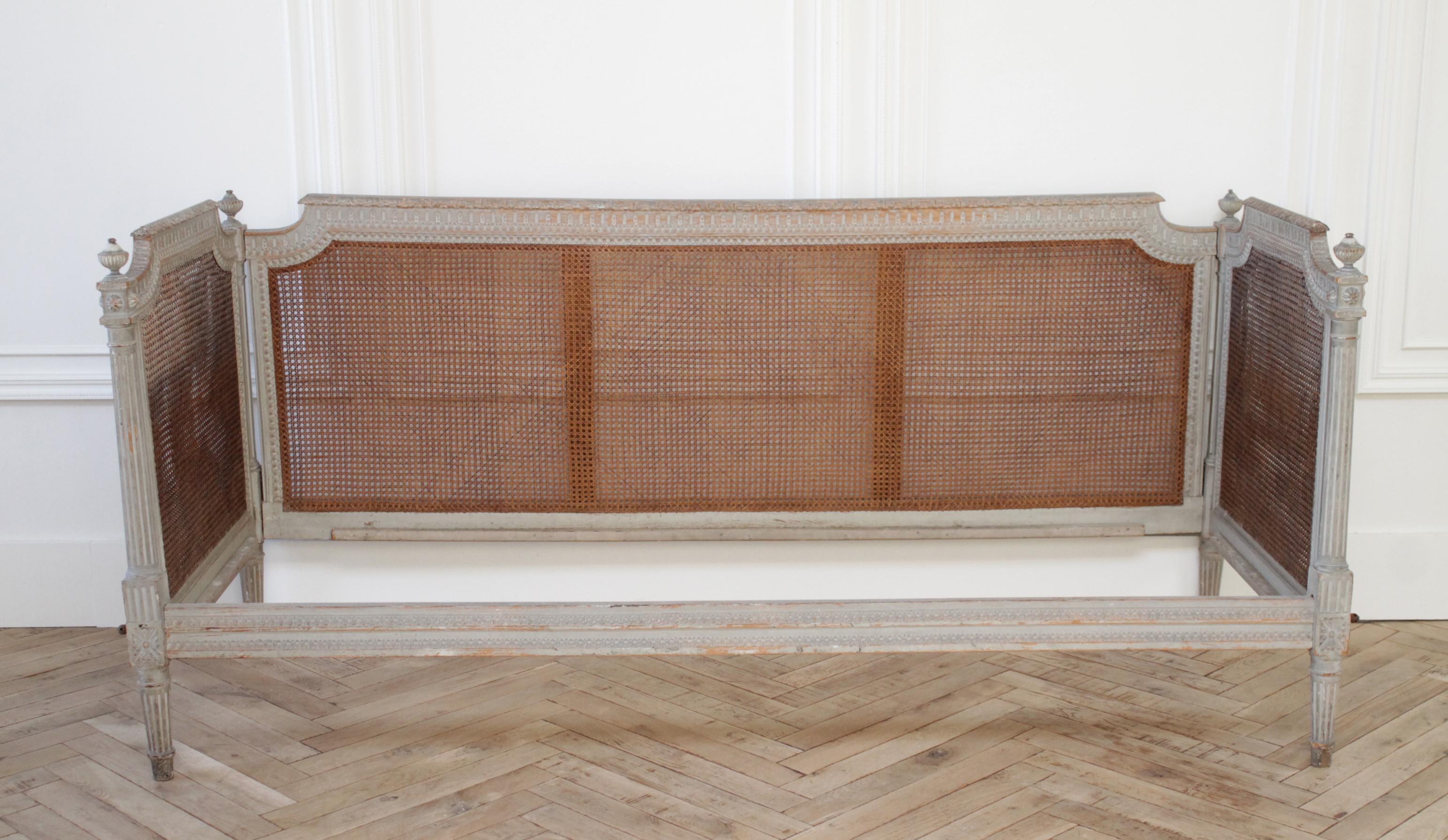19th Century Carved and Original Painted Louis XVI Style Cane Daybed 14