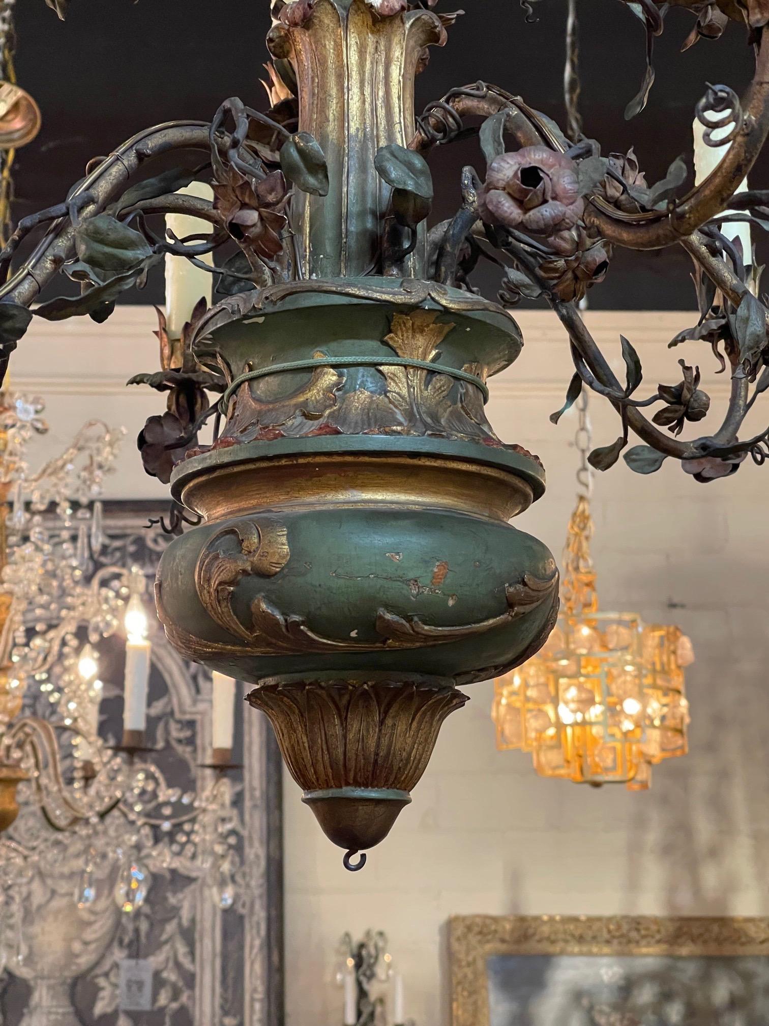 19th Century Carved and Painted Italian 9 Light Chandelier 1