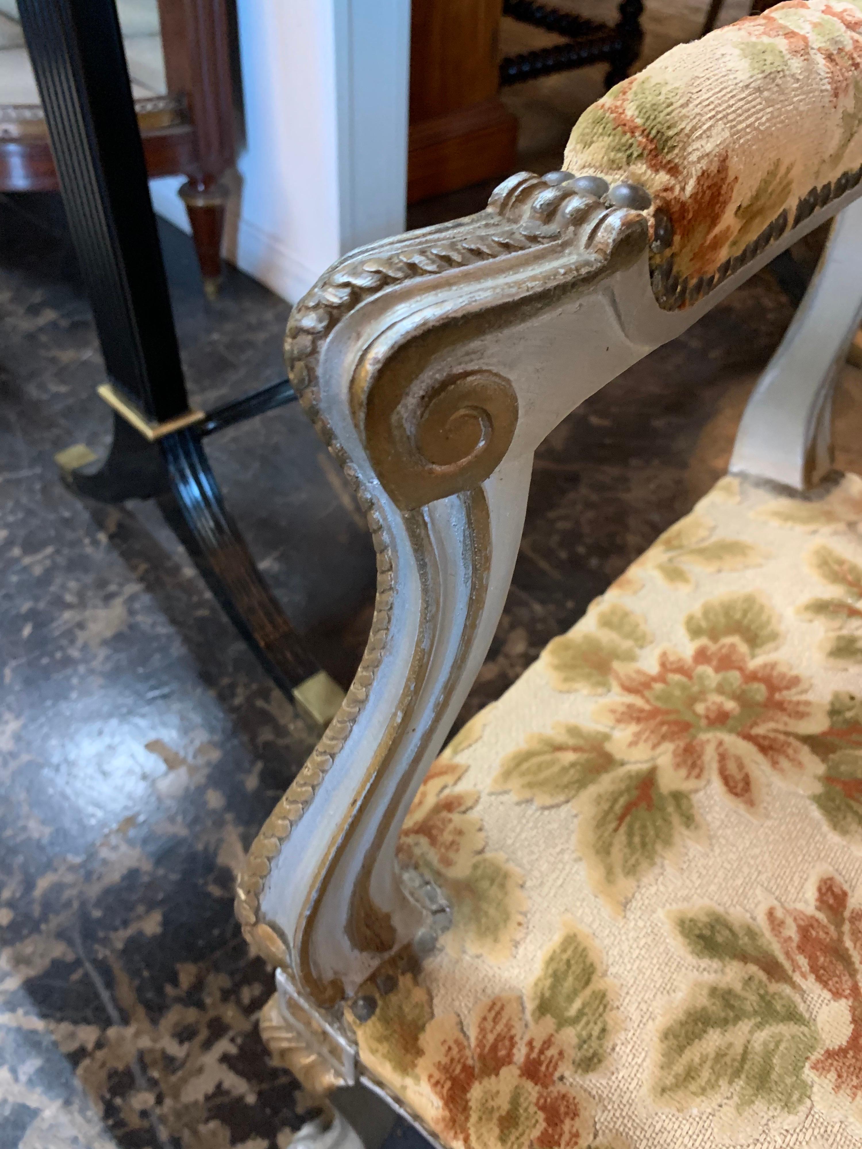 19th Century Carved and Parcel-Gilt Louis XVI Style Window Bench In Good Condition In Dallas, TX