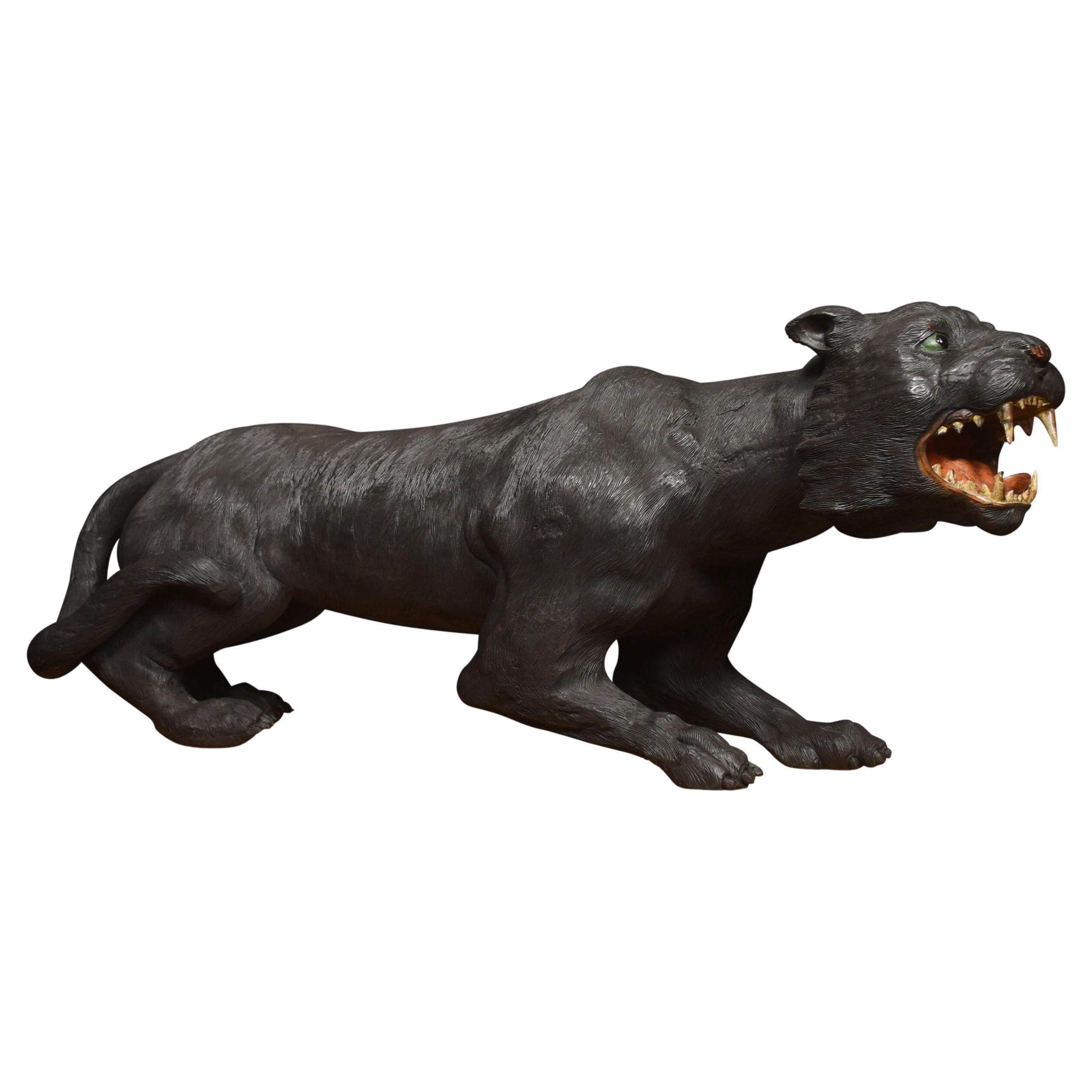 Panthère noire sculptée du 19ème siècle