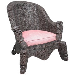 Chaise birmane sculptée du XIXe siècle