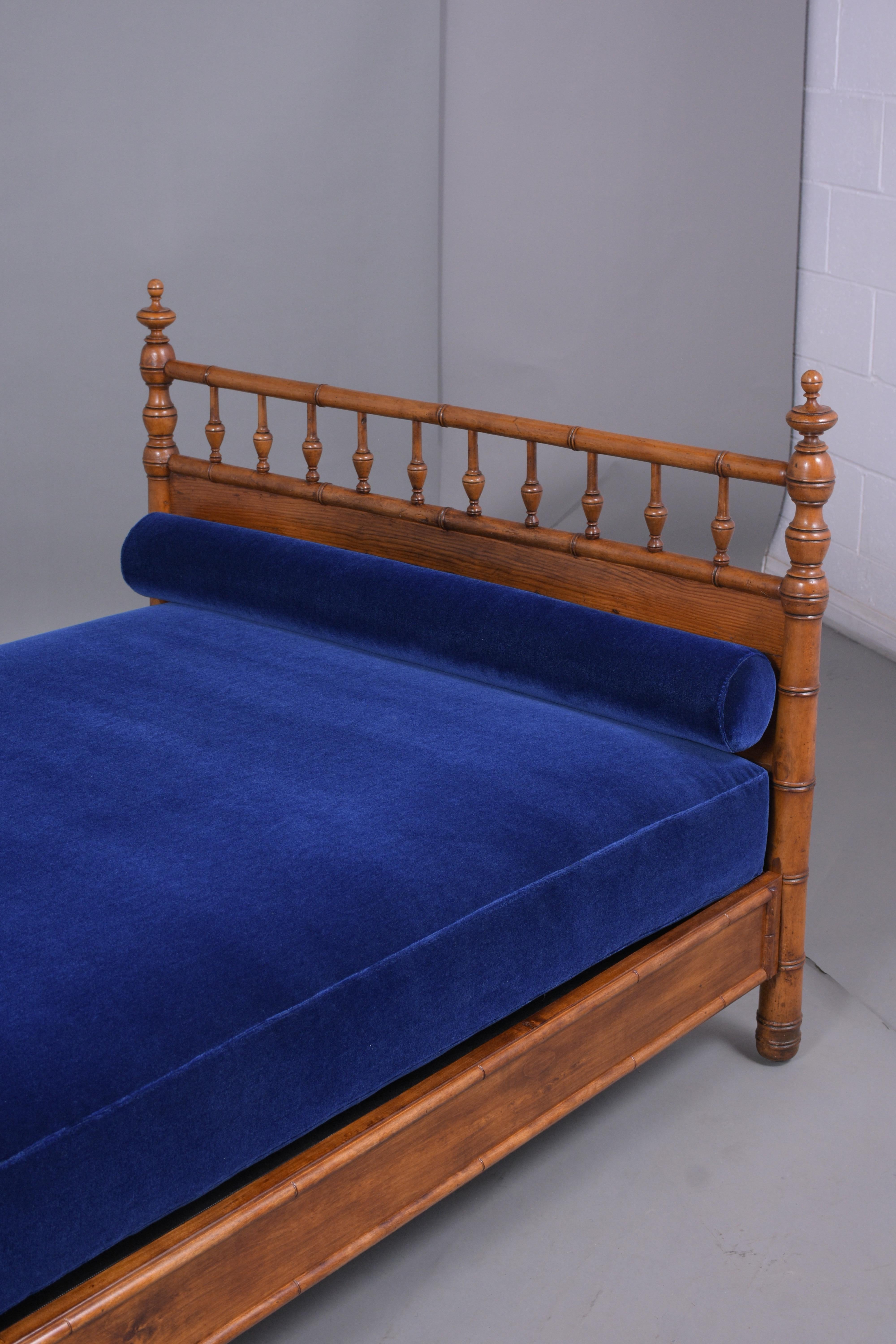 English 19th Century Bamboo Daybed 1