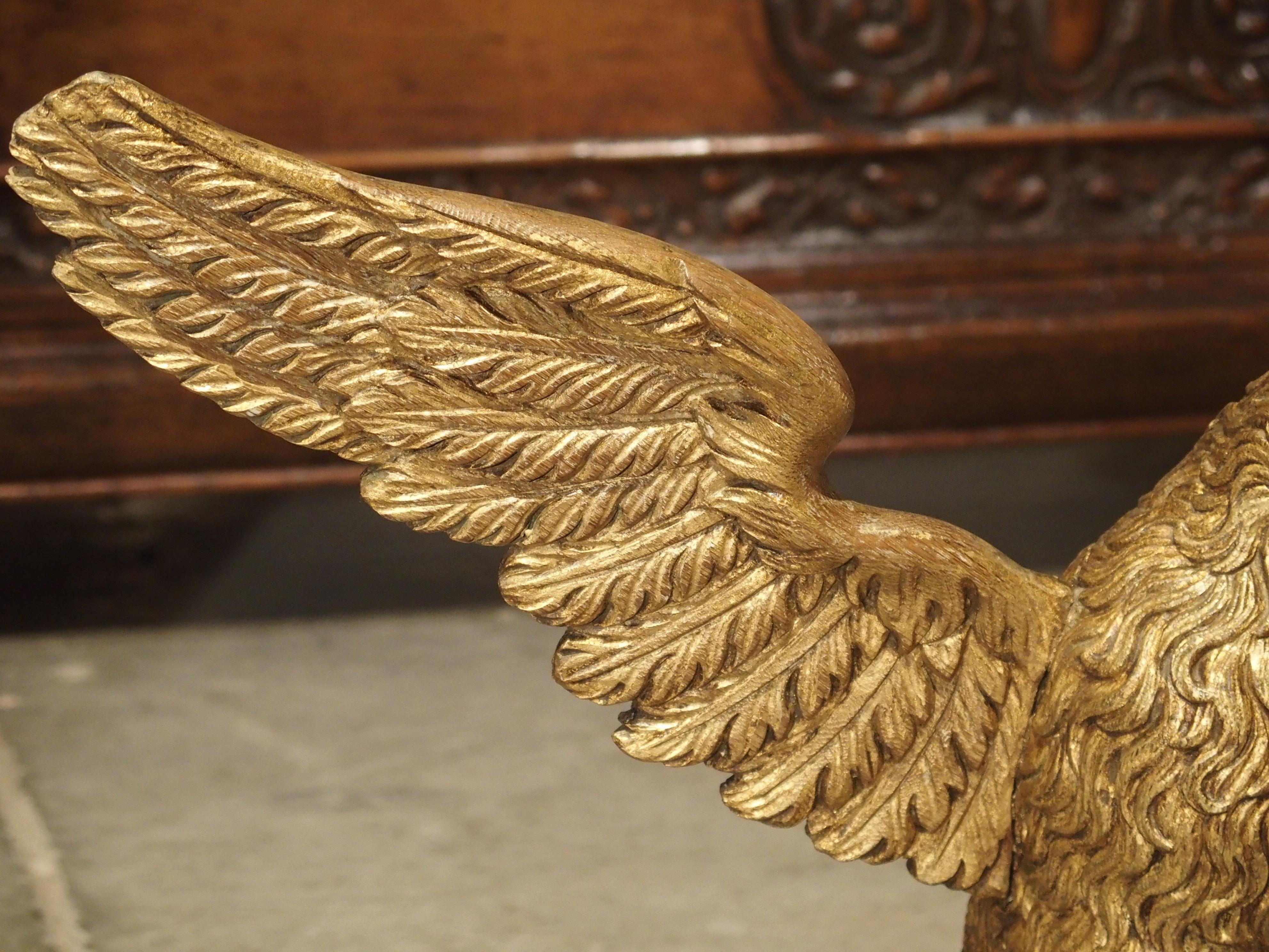 19th Century Carved Giltwood Eagle on Stand In Good Condition In Dallas, TX