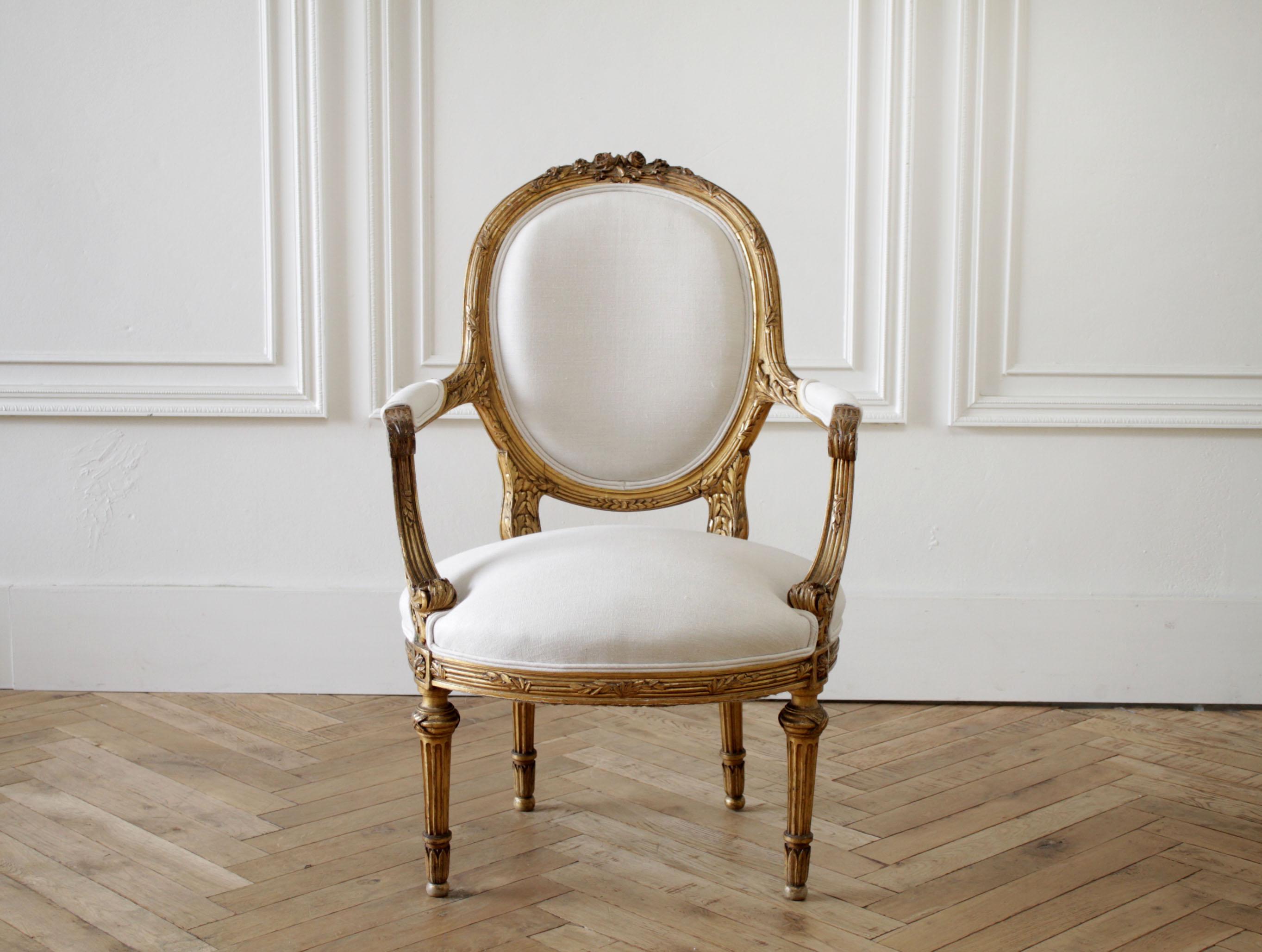 European 19th Century Carved Giltwood French Louis XVI Style Open Armchairs