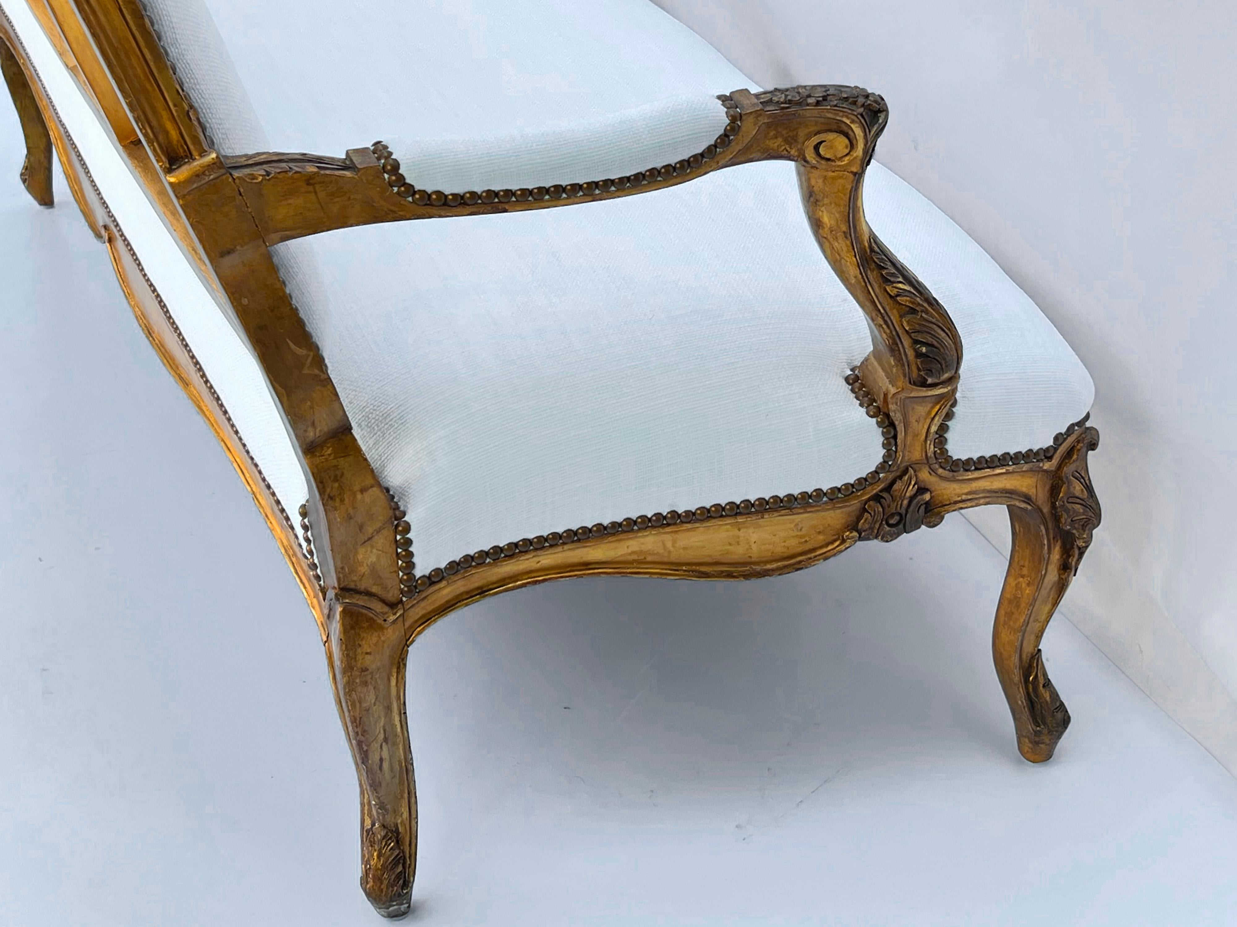 19. Jahrhundert geschnitzt Giltwood Italienisch Sofa Settee (Handgeschnitzt) im Angebot