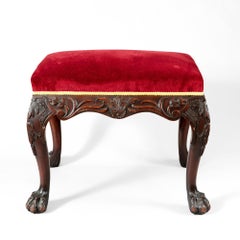 Geschnitzter Mahagoni-Hocker George II. aus dem 19. Jahrhundert