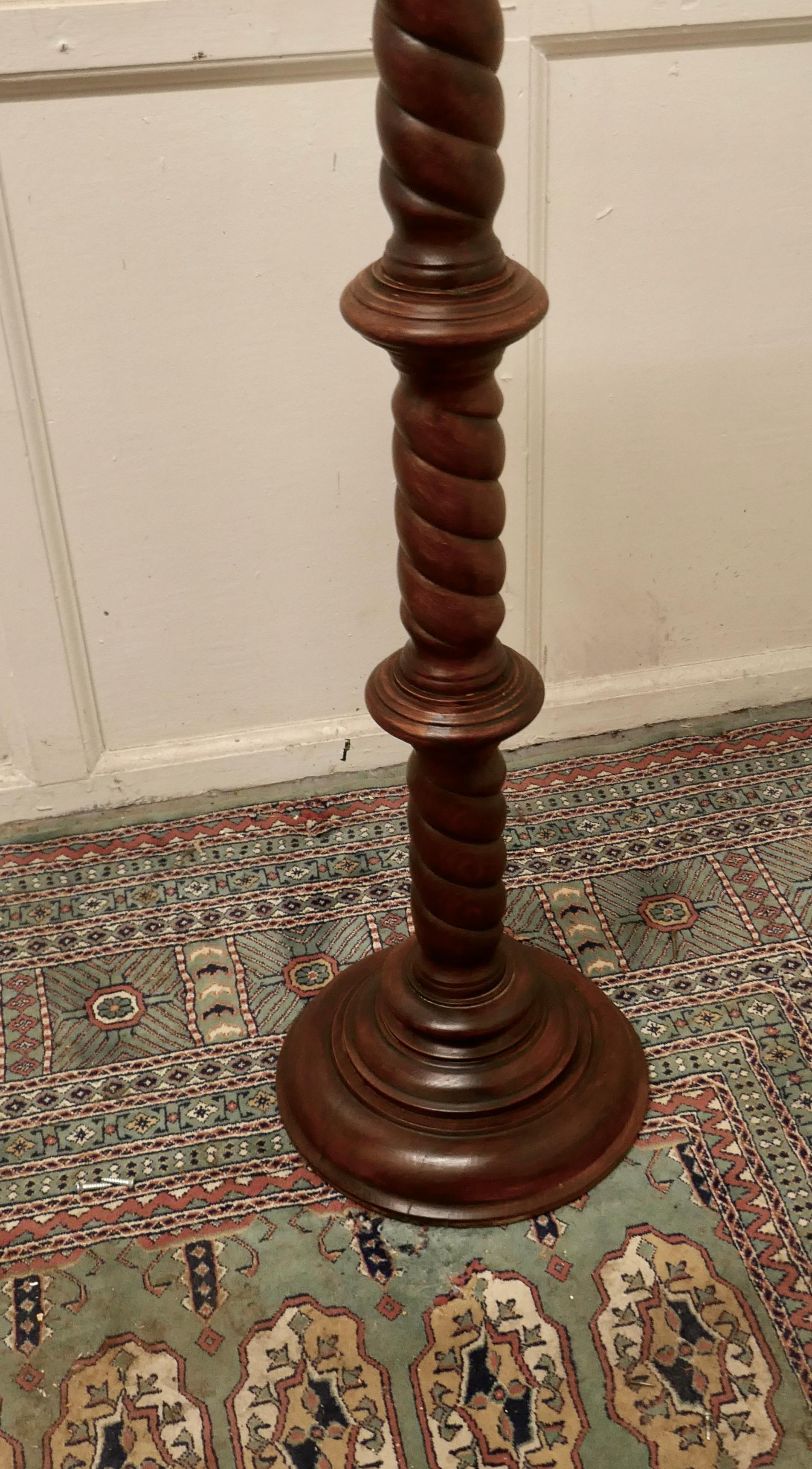 Victorian 19th Century Carved Mahogany Pedestal Torchere For Sale