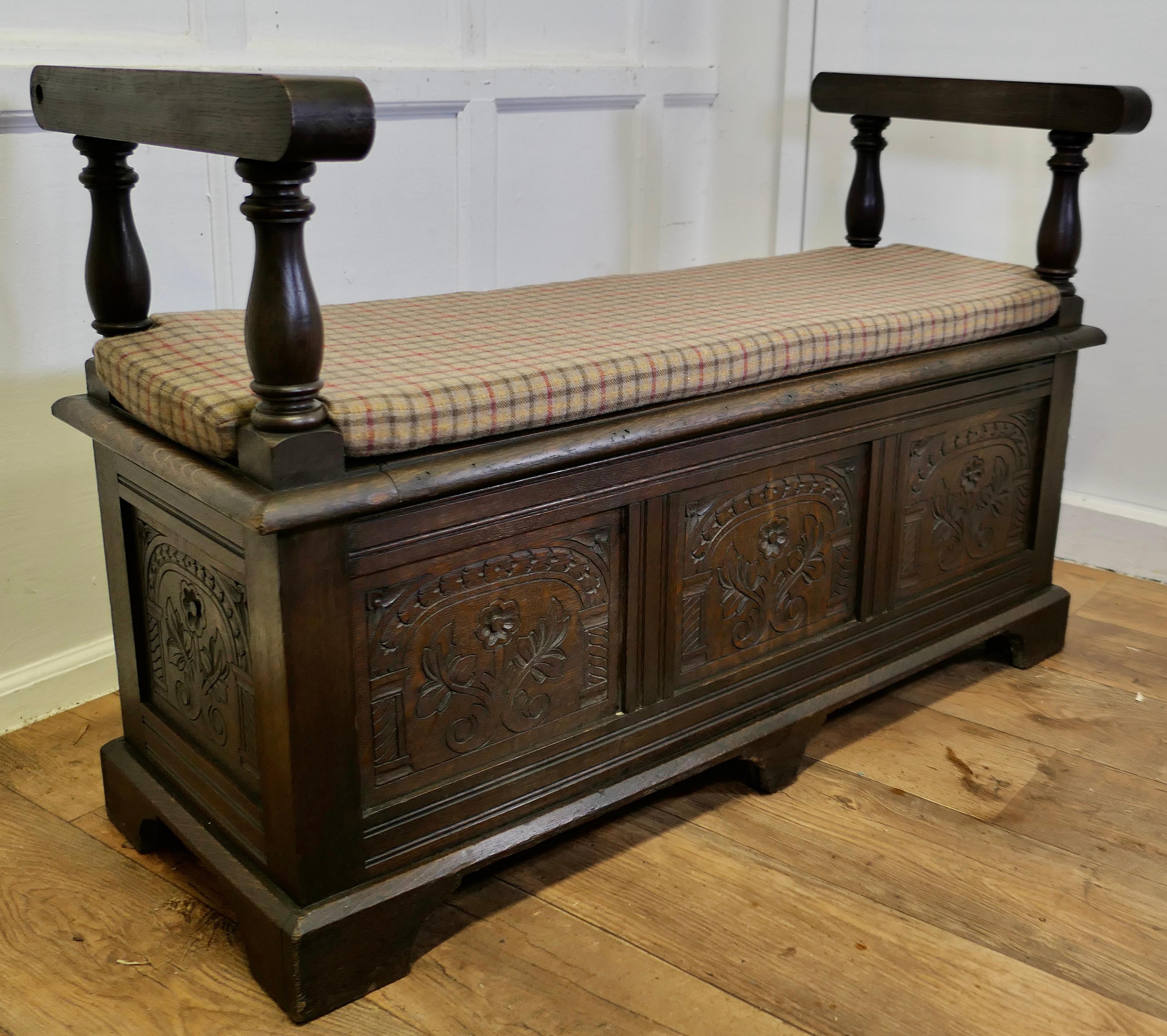 19th Century Carved Oak Coffer, Hall Seat  This is a lovely old piece   In Good Condition In Chillerton, Isle of Wight