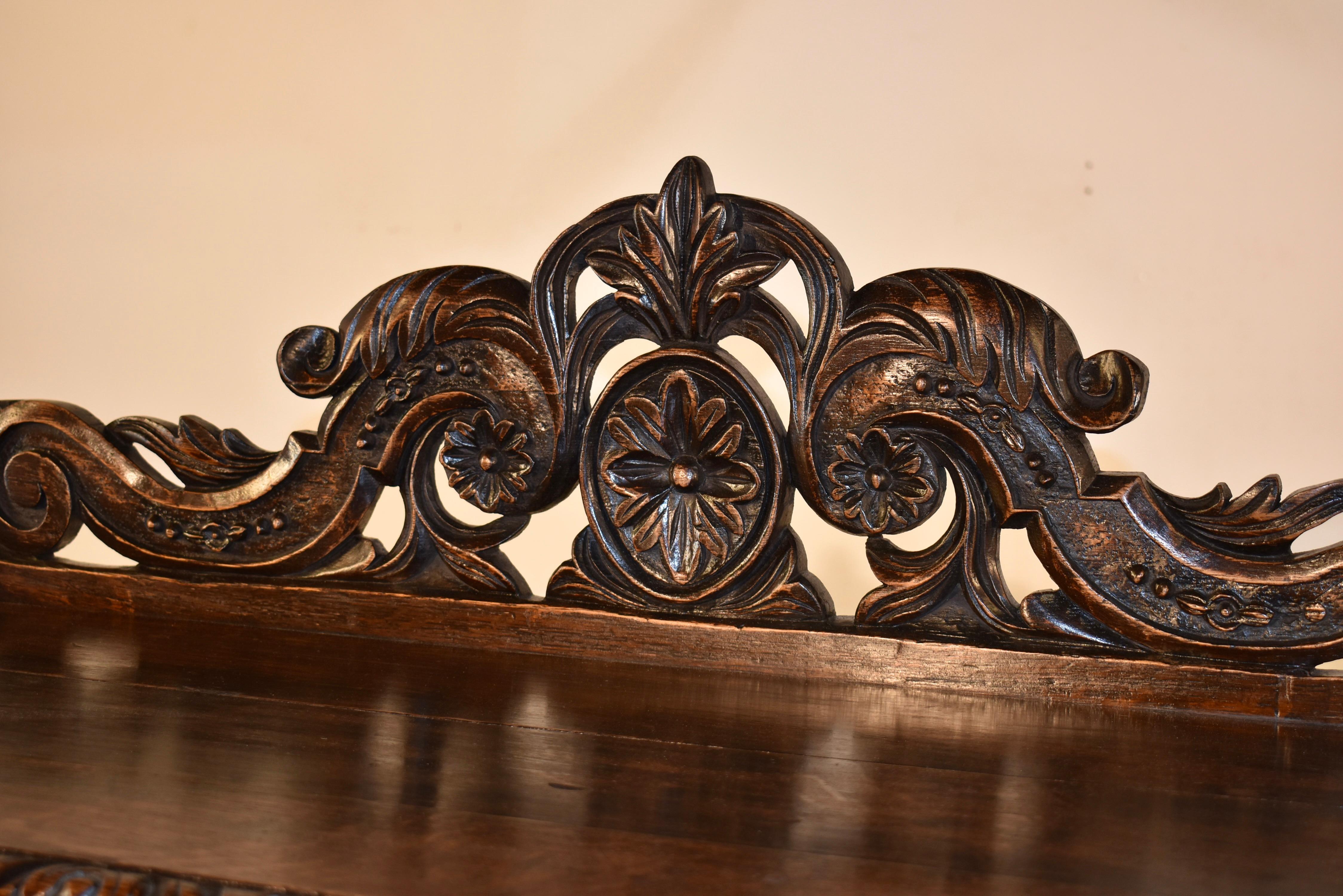 19th Century Carved Oak Dessert Buffet From France For Sale 2
