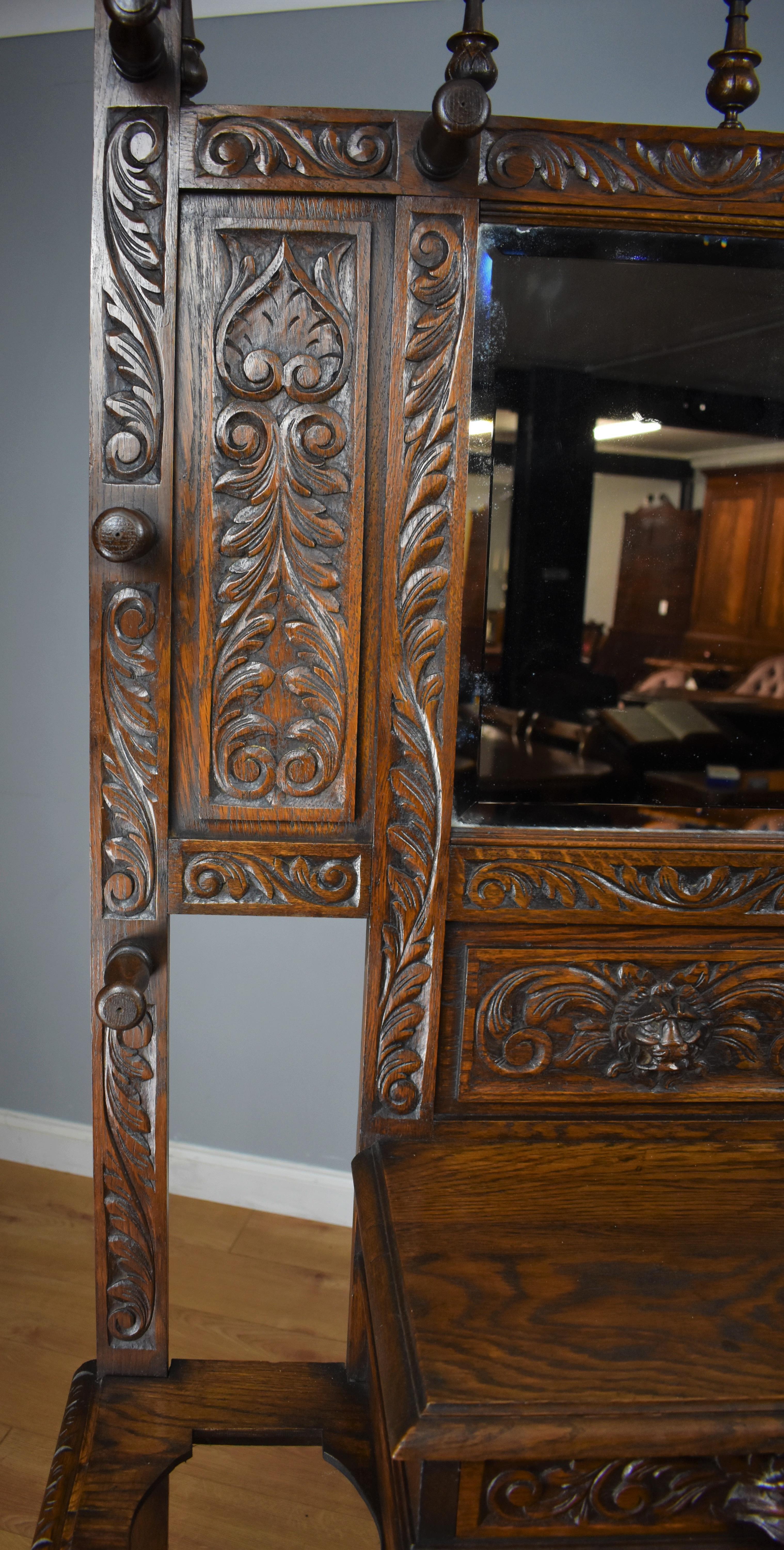 19th Century Carved Oak Flemish Style Hall Stand In Good Condition In Chelmsford, Essex