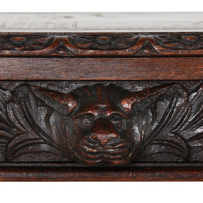 19th Century Carved Oak Library Table  In Good Condition In Vancouver, British Columbia