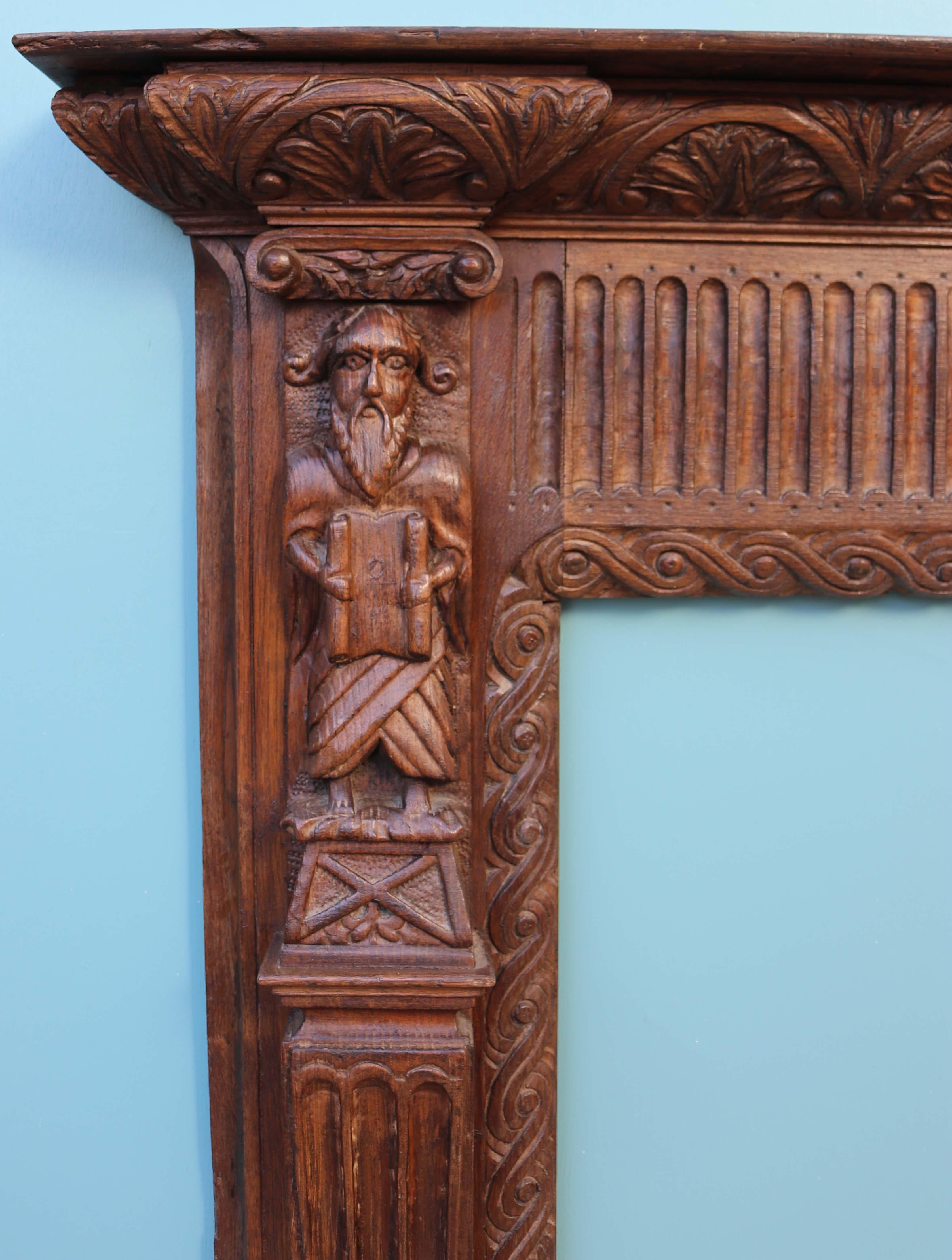 19th Century Carved Oak Mantel In Good Condition For Sale In Wormelow, Herefordshire
