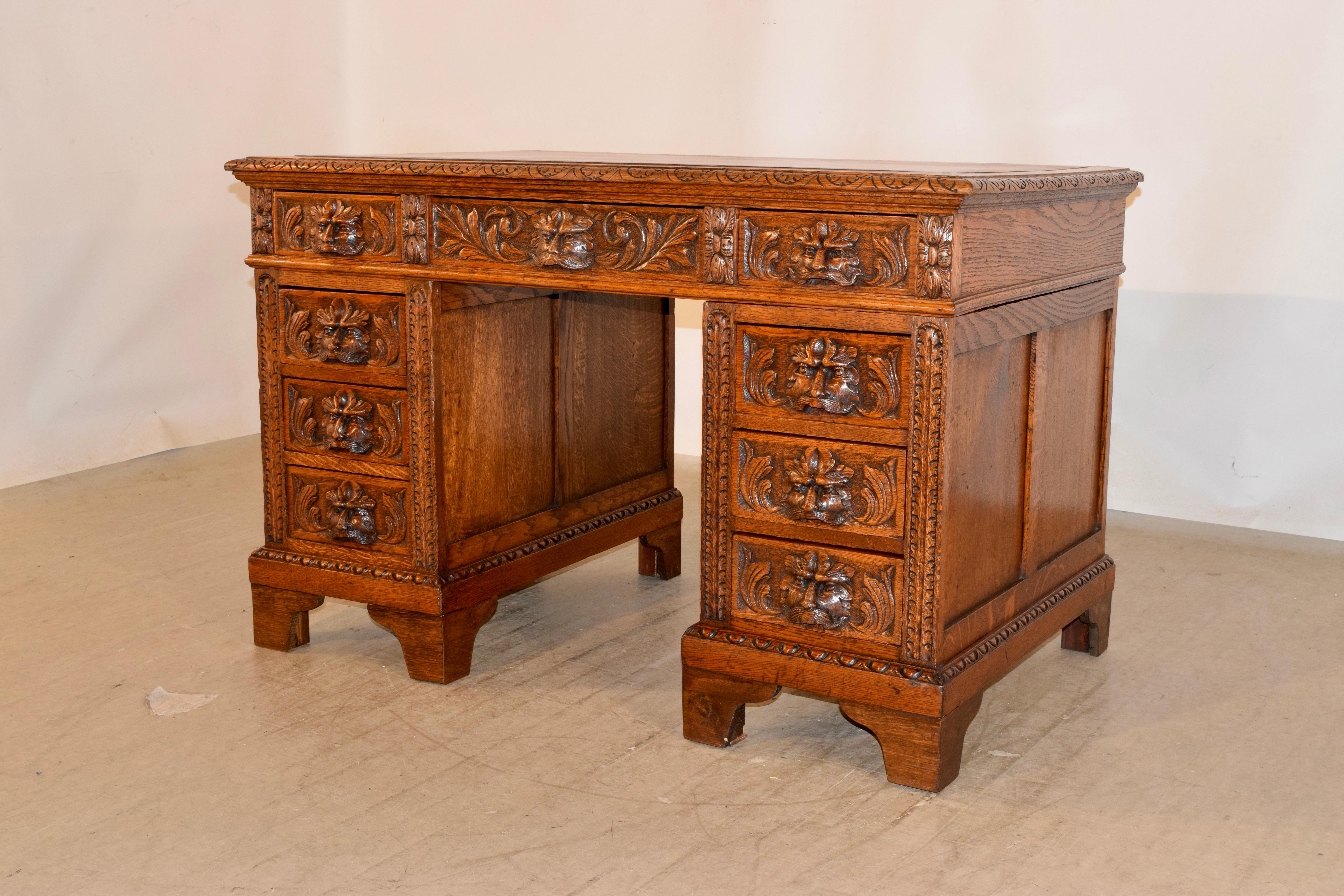 19th Century Carved Oak Pedestal Desk In Good Condition For Sale In High Point, NC