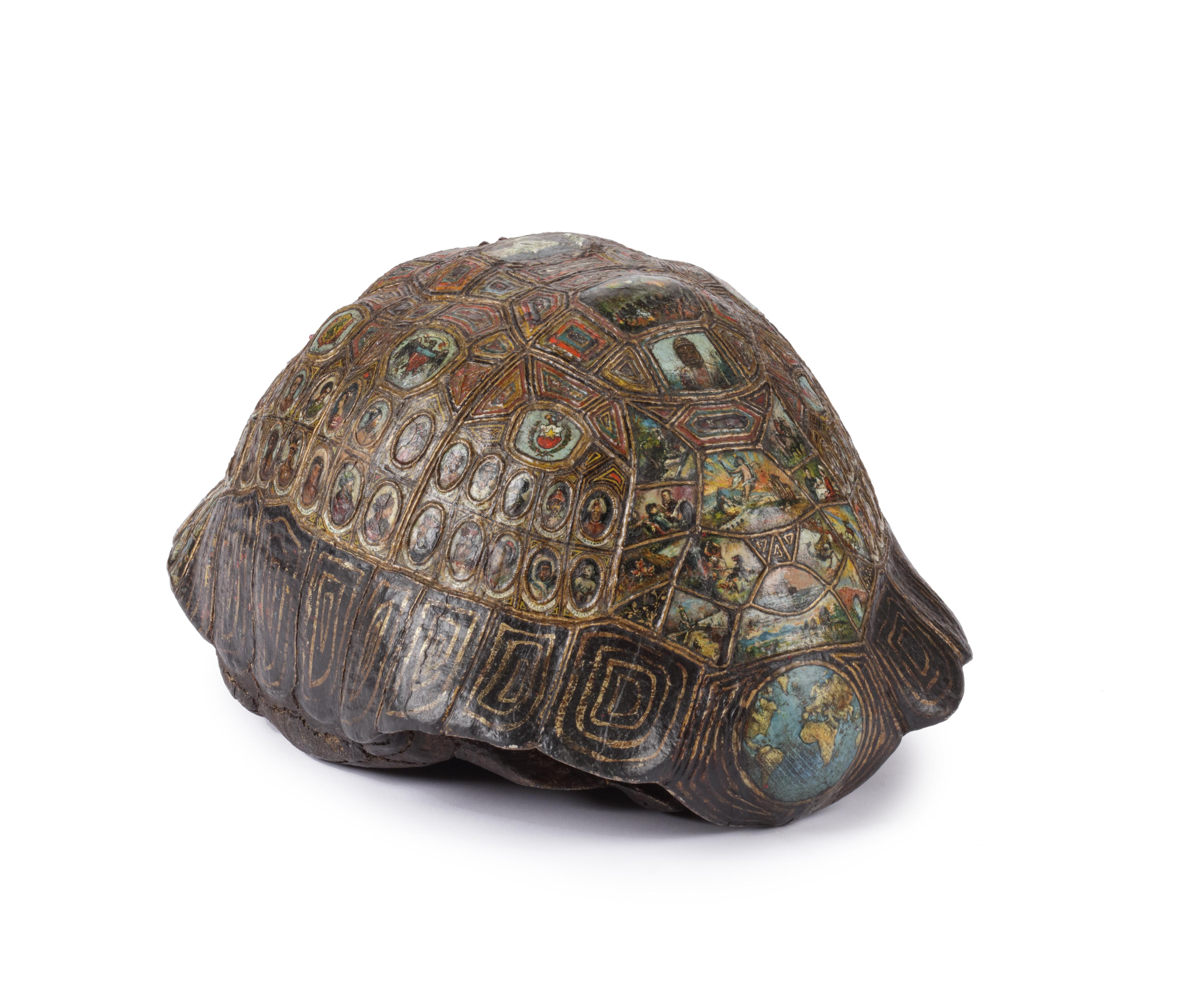 19th-century Carved, Painted and Gilt tortoise shell, 'the Cosmic Turtle' In Good Condition For Sale In Amsterdam, NL