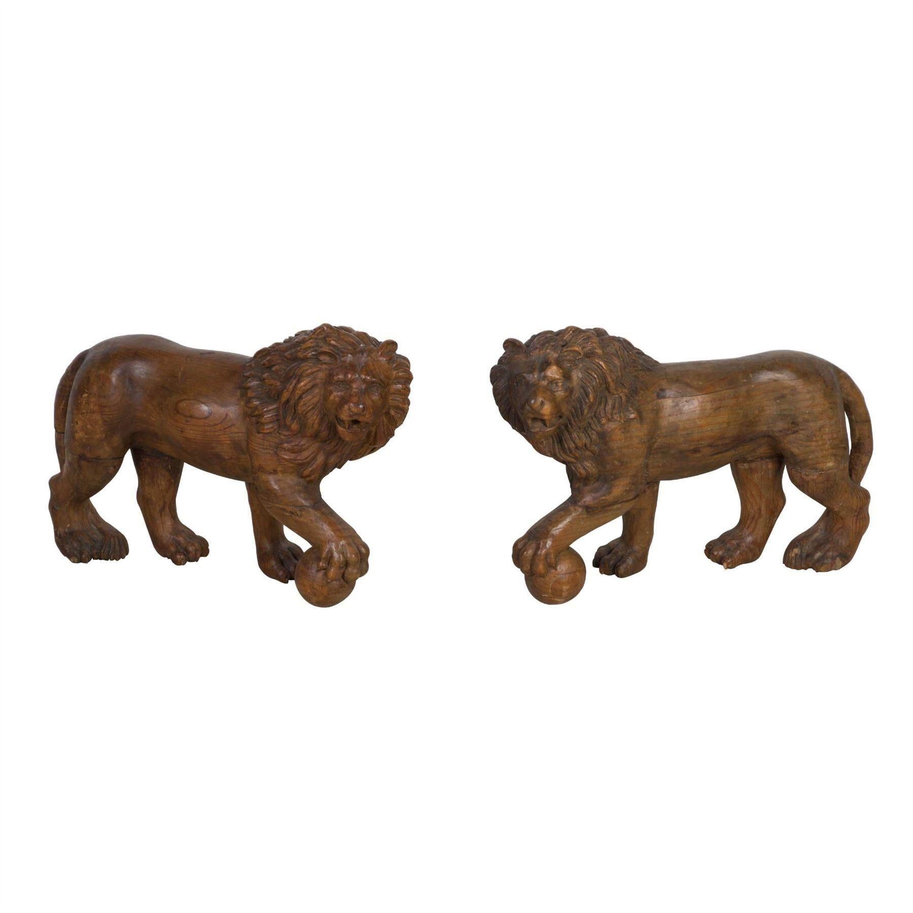 19th Century Carved Pair Medici Lions For Sale at 1stDibs