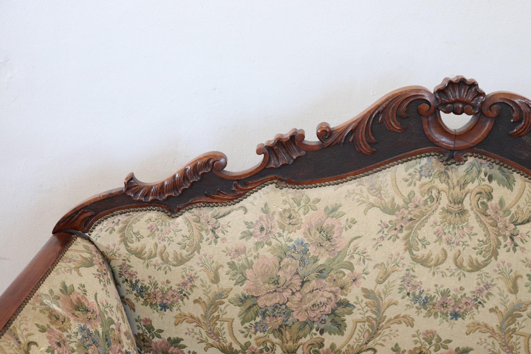 19th Century Carved Walnut Charles X Antique Settee 1