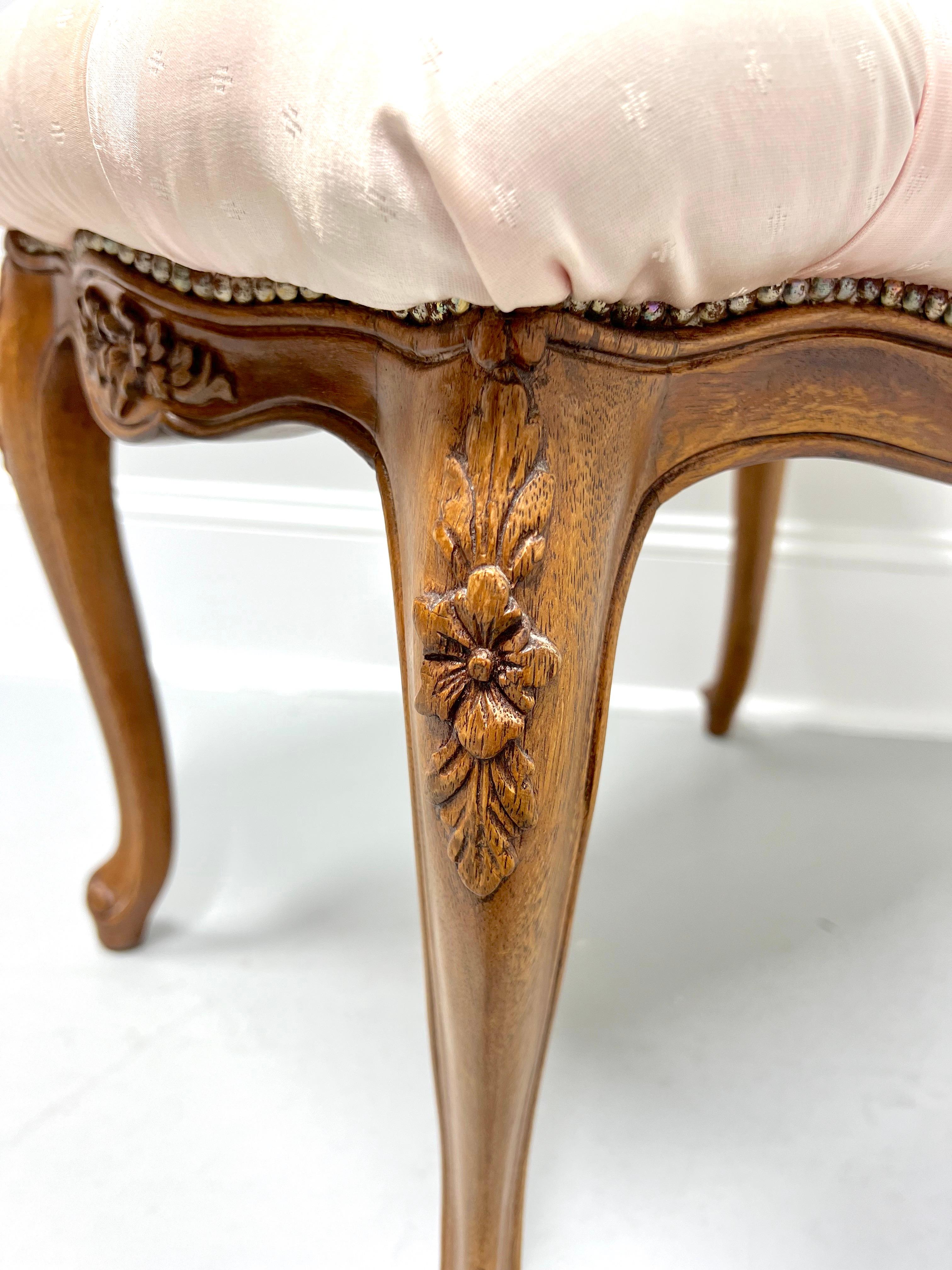 Antique 19th Century Carved Walnut French Country Vanity Bench with Tufted Silk For Sale 2