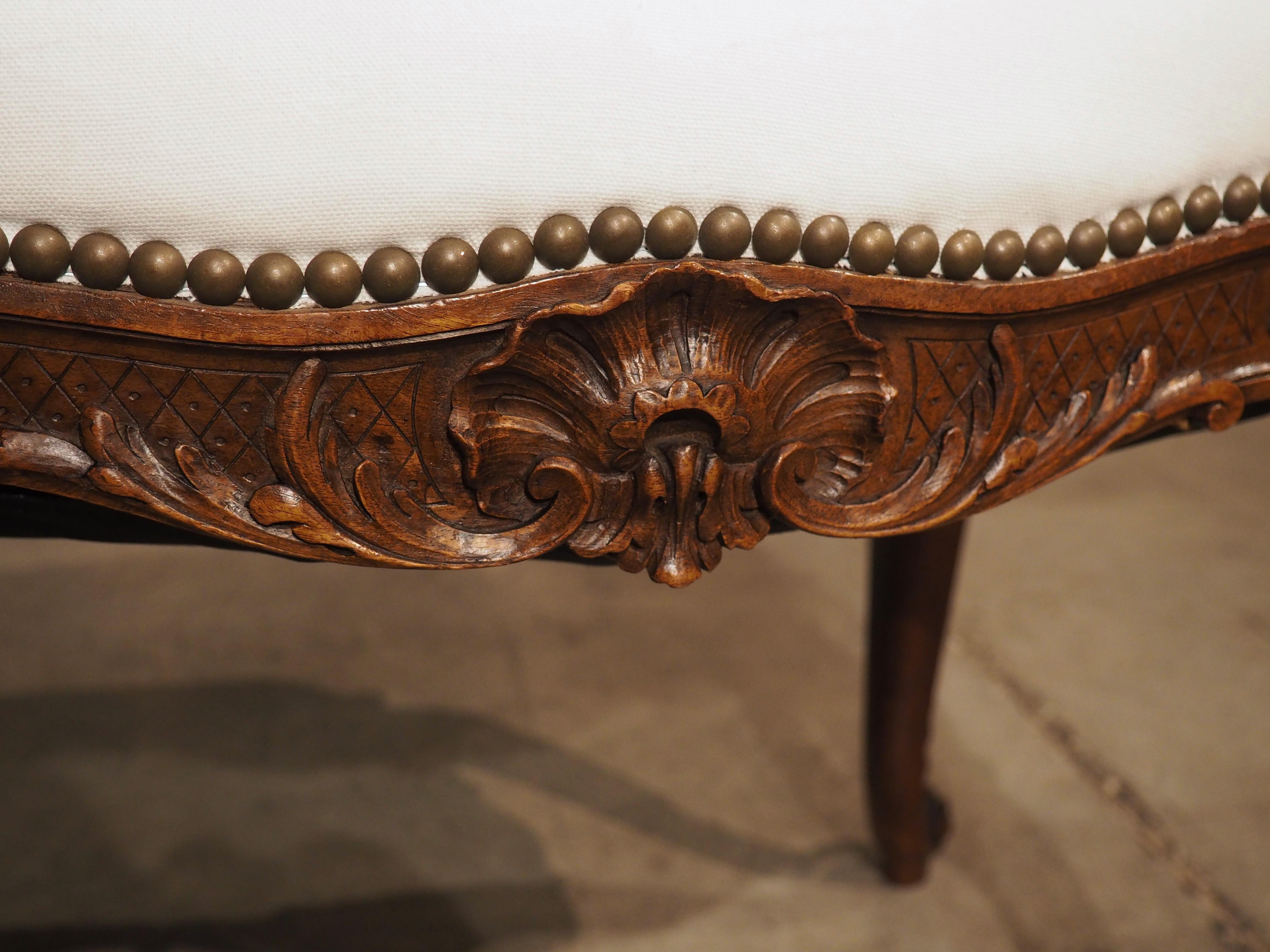 19th Century Carved Walnut Regence Style Tabouret from France For Sale 4