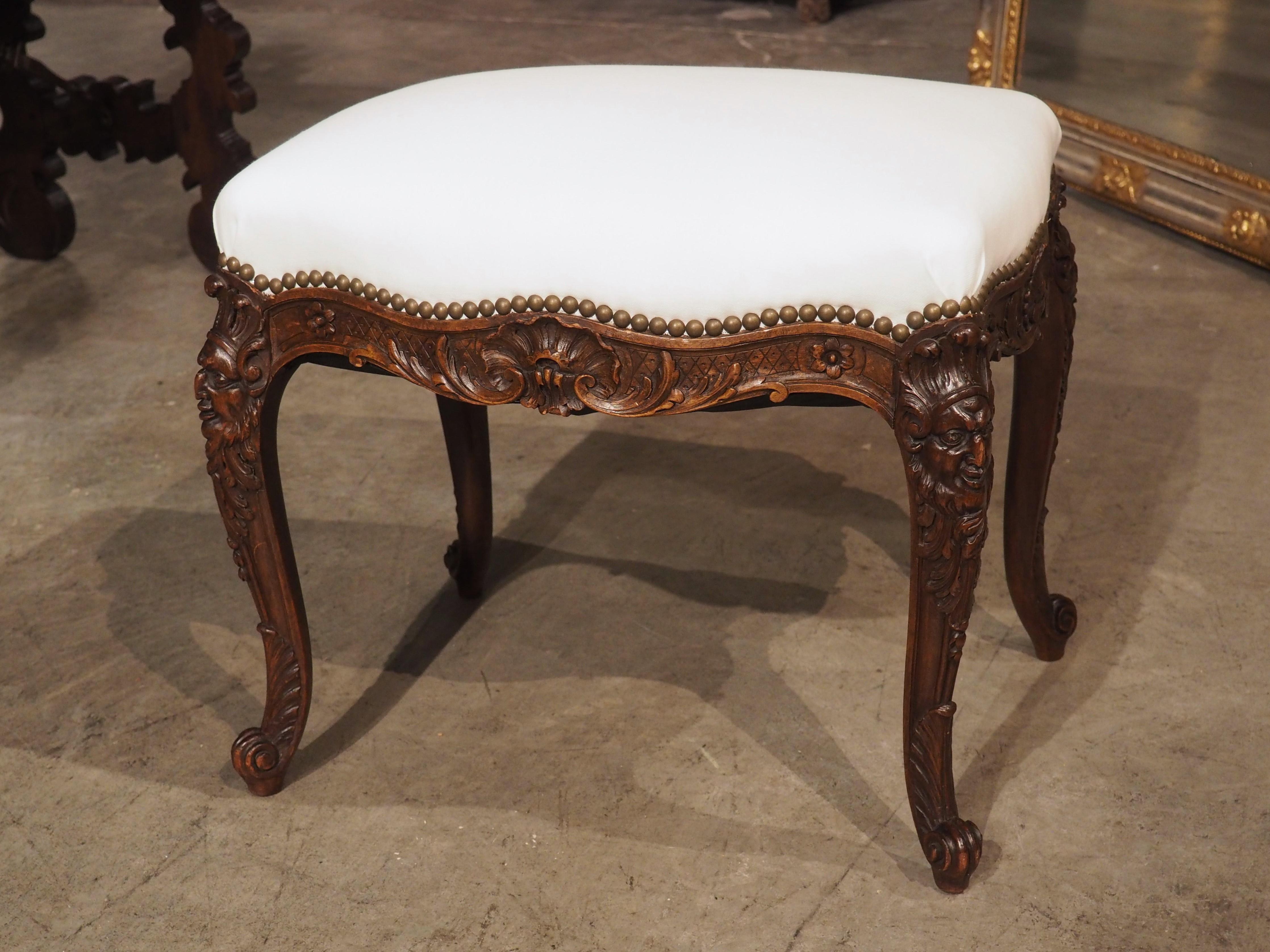 19th Century Carved Walnut Regence Style Tabouret from France For Sale 7