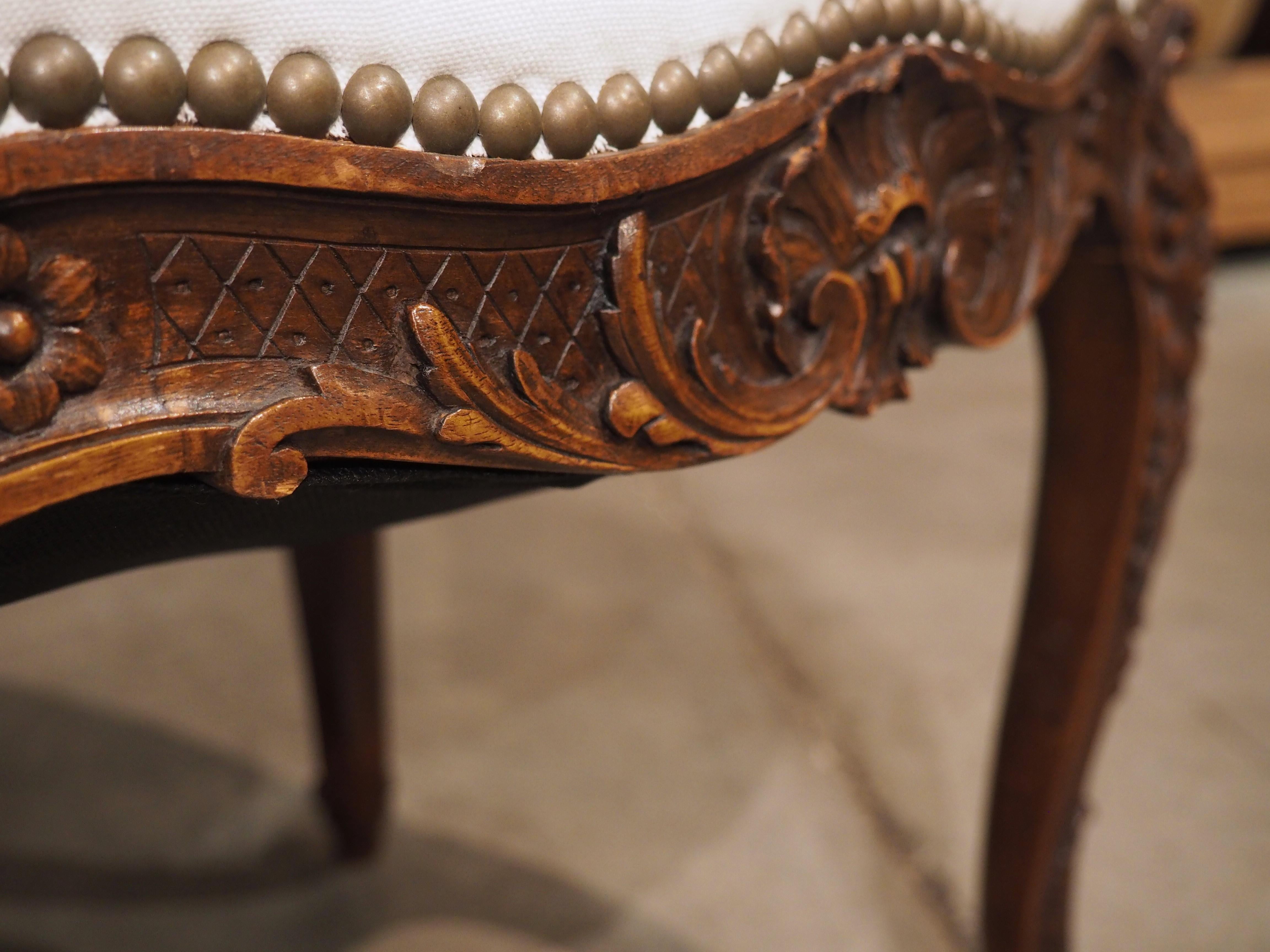 19th Century Carved Walnut Regence Style Tabouret from France For Sale 1