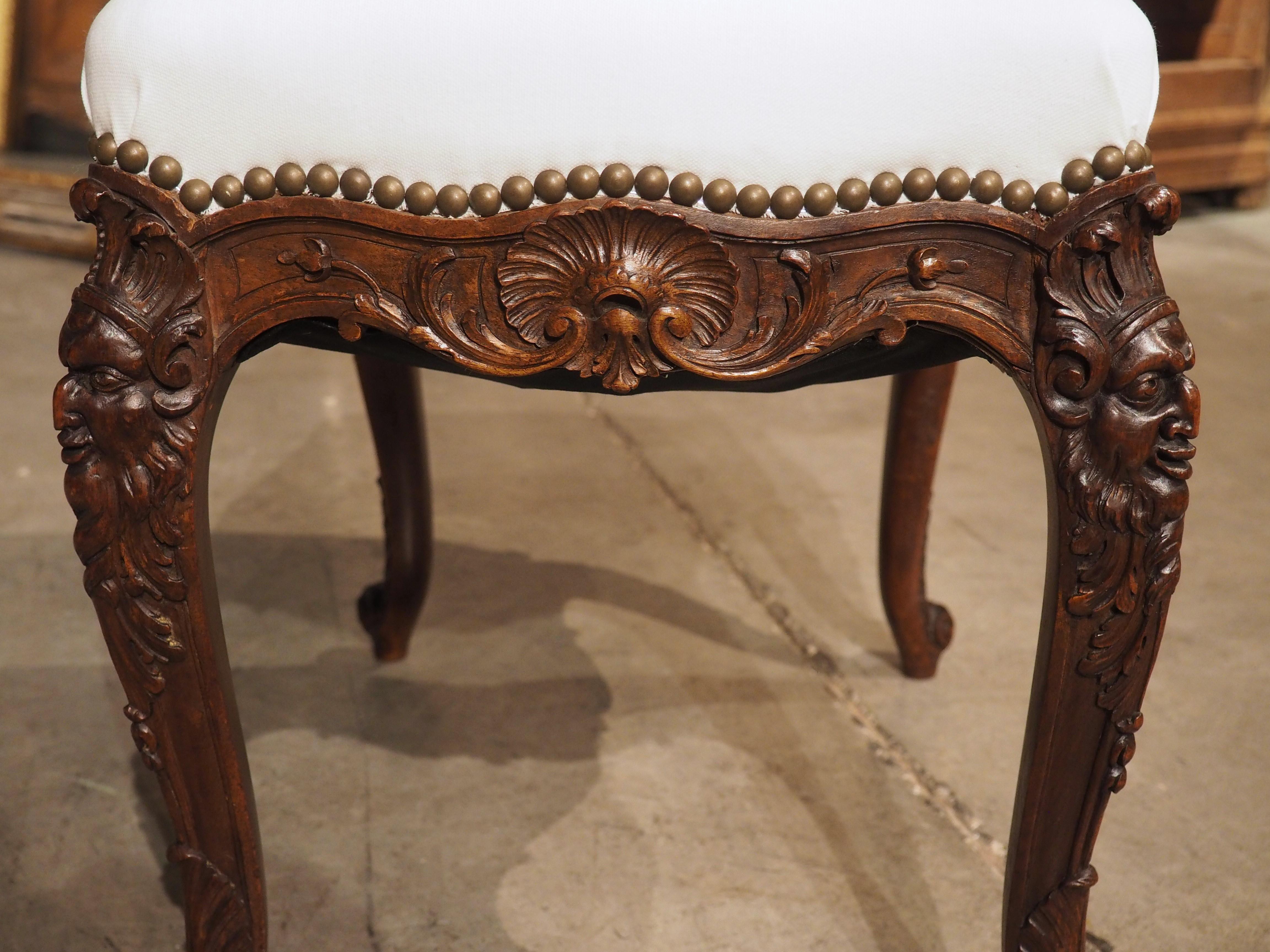 19th Century Carved Walnut Regence Style Tabouret from France For Sale 2