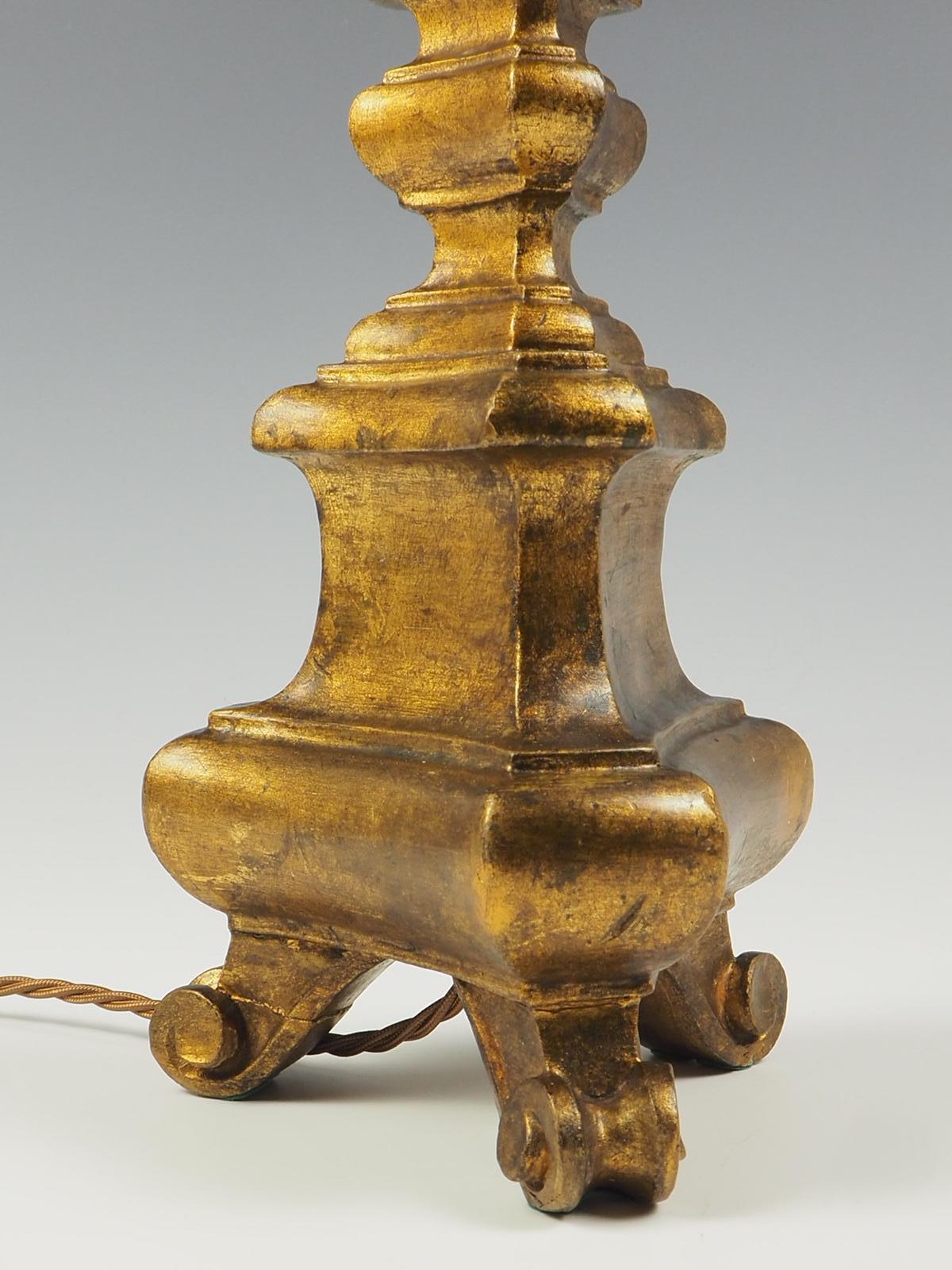 19. Jahrhundert geschnitzt Holz und Giltwood Kerzenständer Tischlampe im Angebot 6