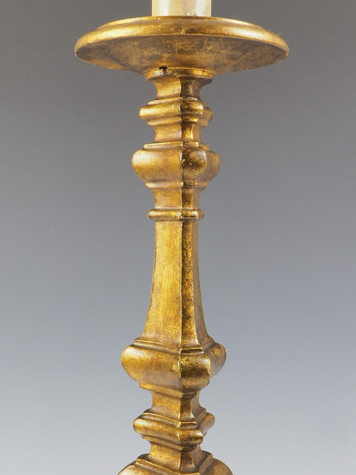 19th Century Carved Wood and Giltwood Candlestick Table Lamp For Sale 5