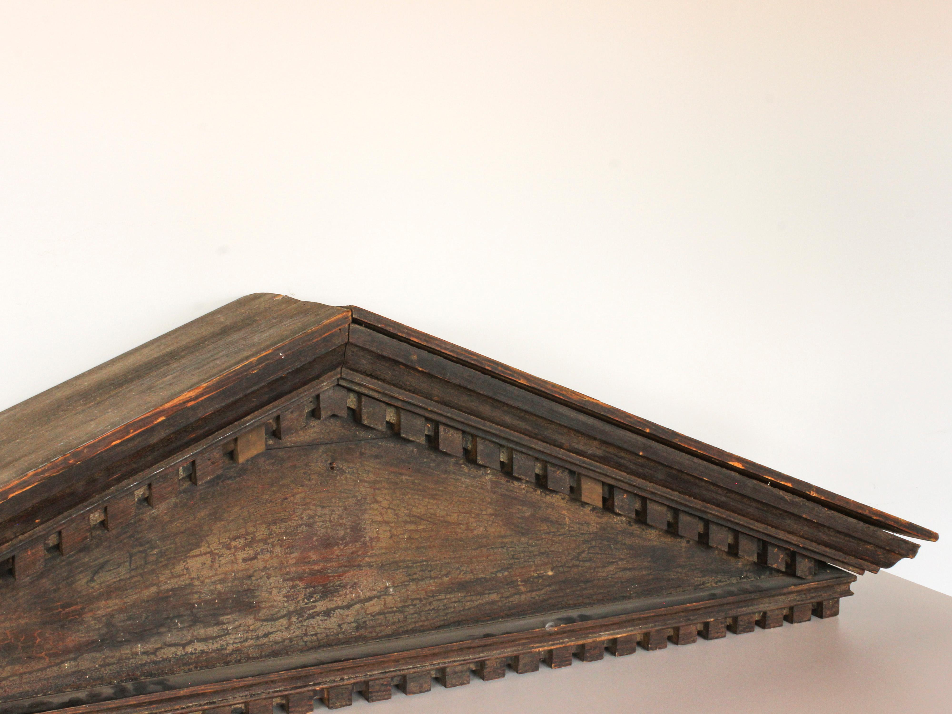 19th Century Carved Wood Architectural Pediment In Good Condition In Chicago, IL