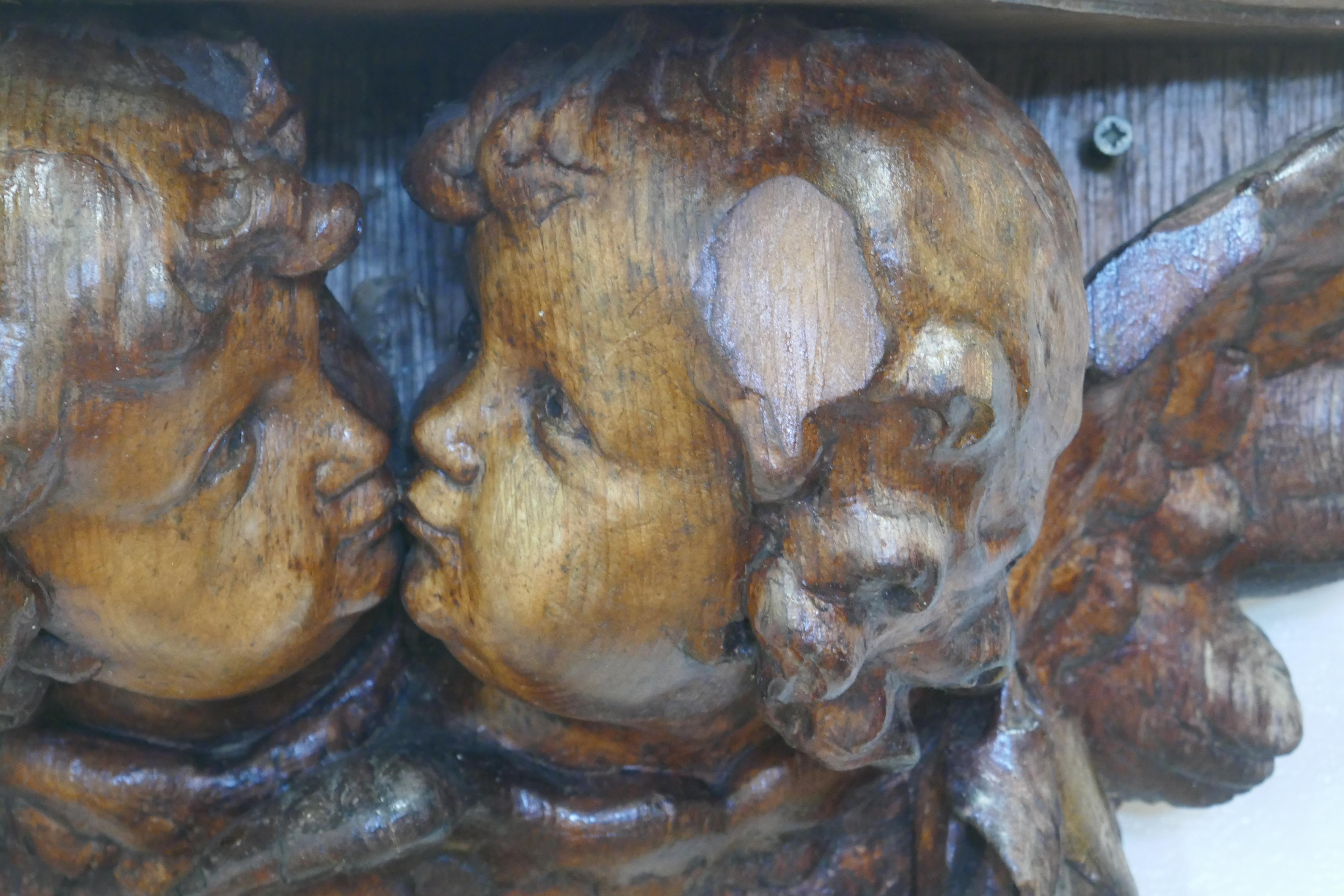 19th Century Carved Wood Cherub Wall Bracket In Good Condition For Sale In Chillerton, Isle of Wight