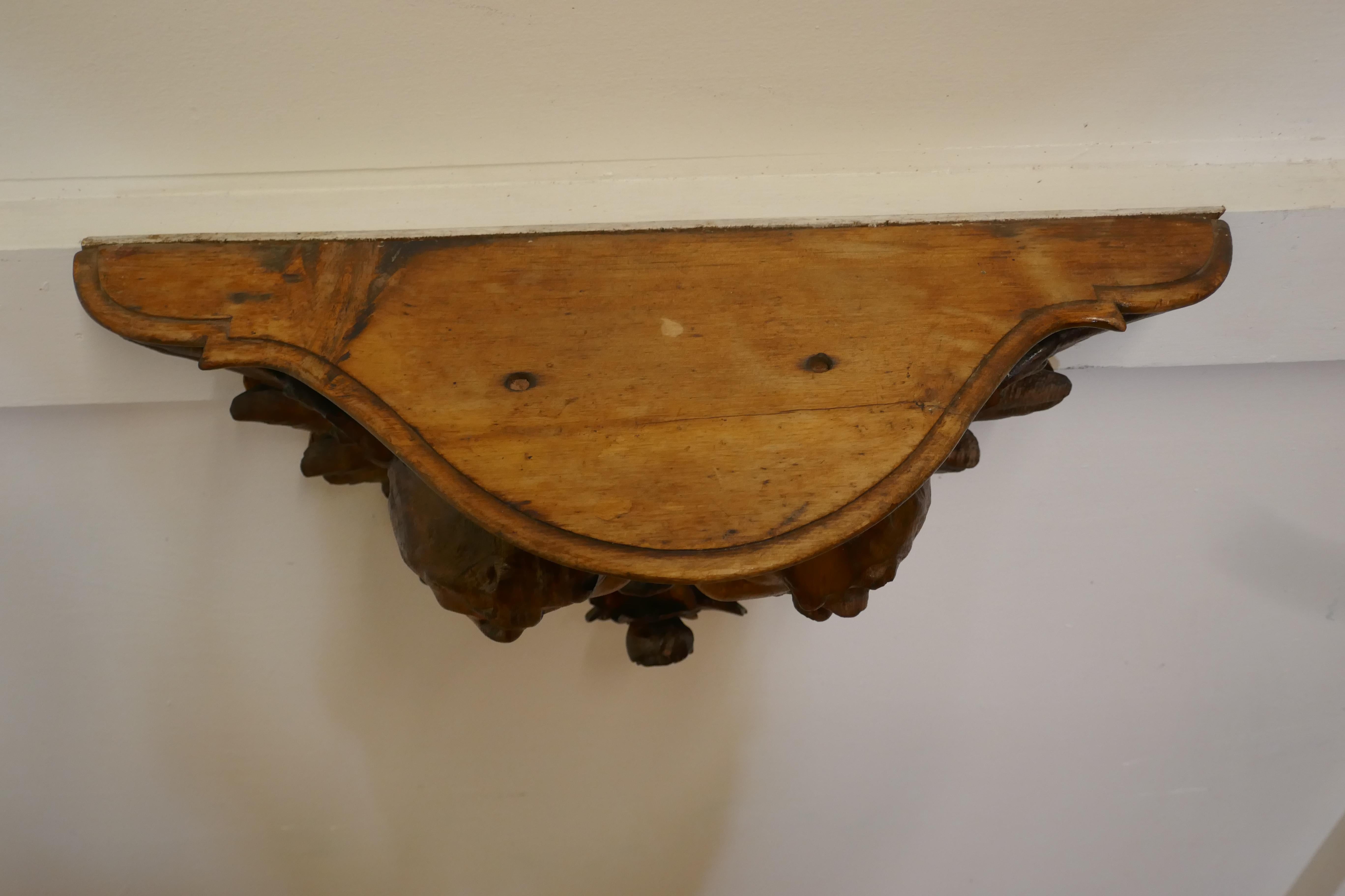 19th Century Carved Wood Cherub Wall Bracket For Sale 5