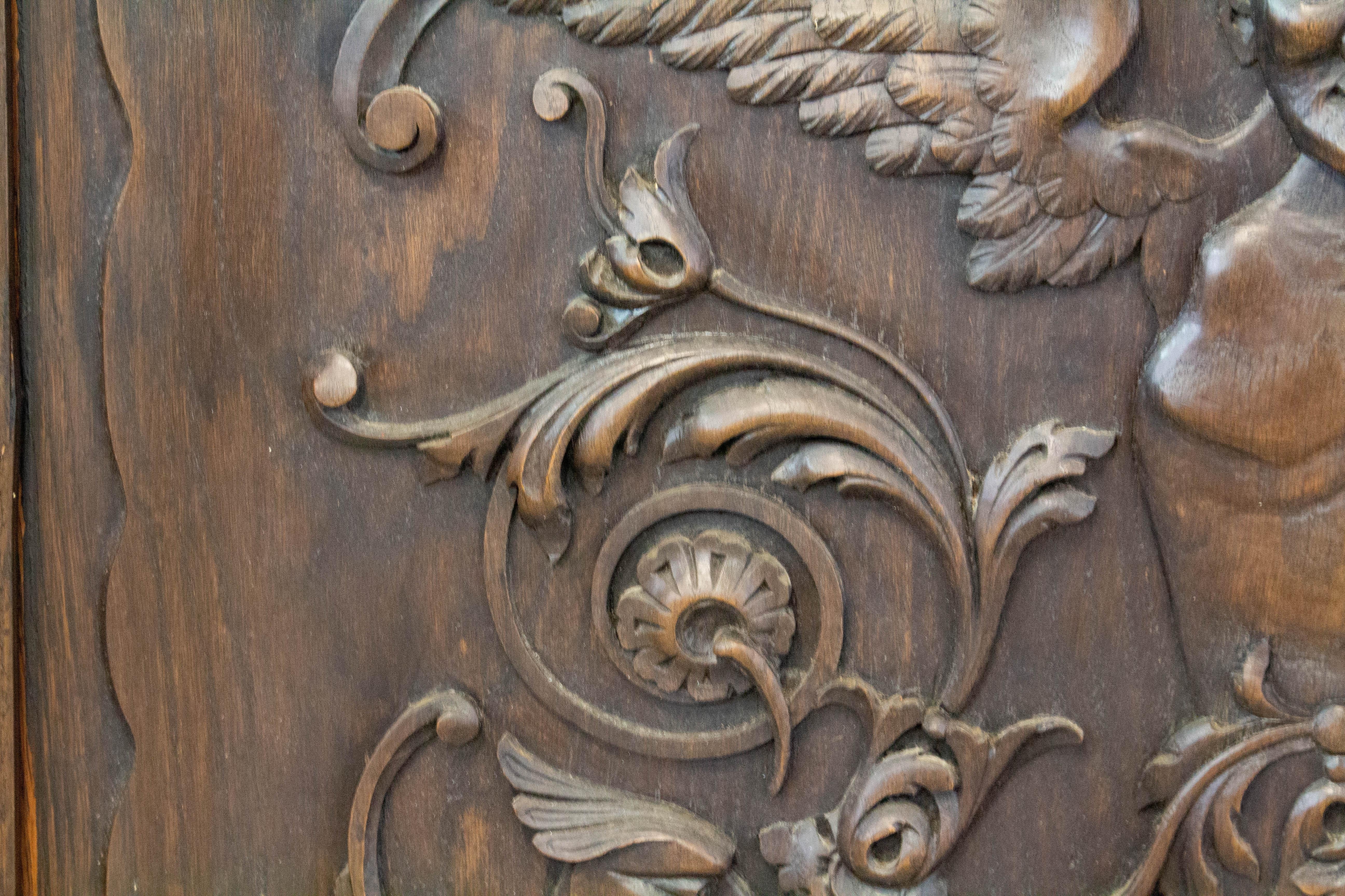 XIXe siècle Plaque chimère française du 19ème siècle en bois sculpté, exemplaire unique de la Renaissance en vente