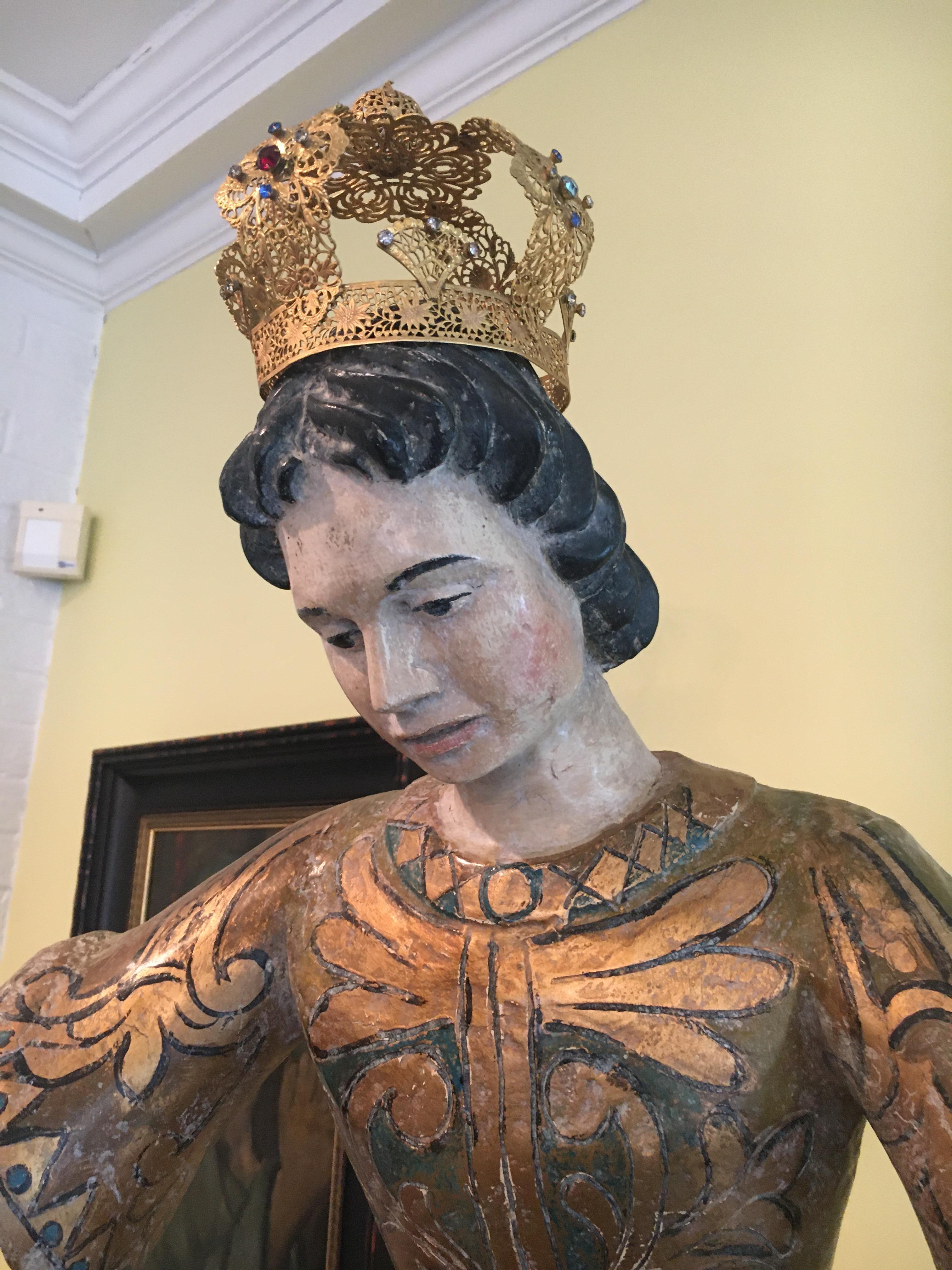 Santos du 19ème siècle avec décoration dorée en vente 5