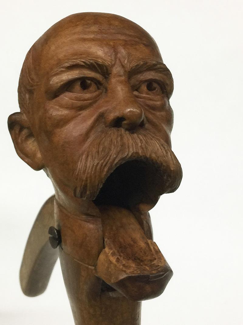 19th Century Carved Wooden Figural Nutcracker of Otto Von Bismarck For Sale 5