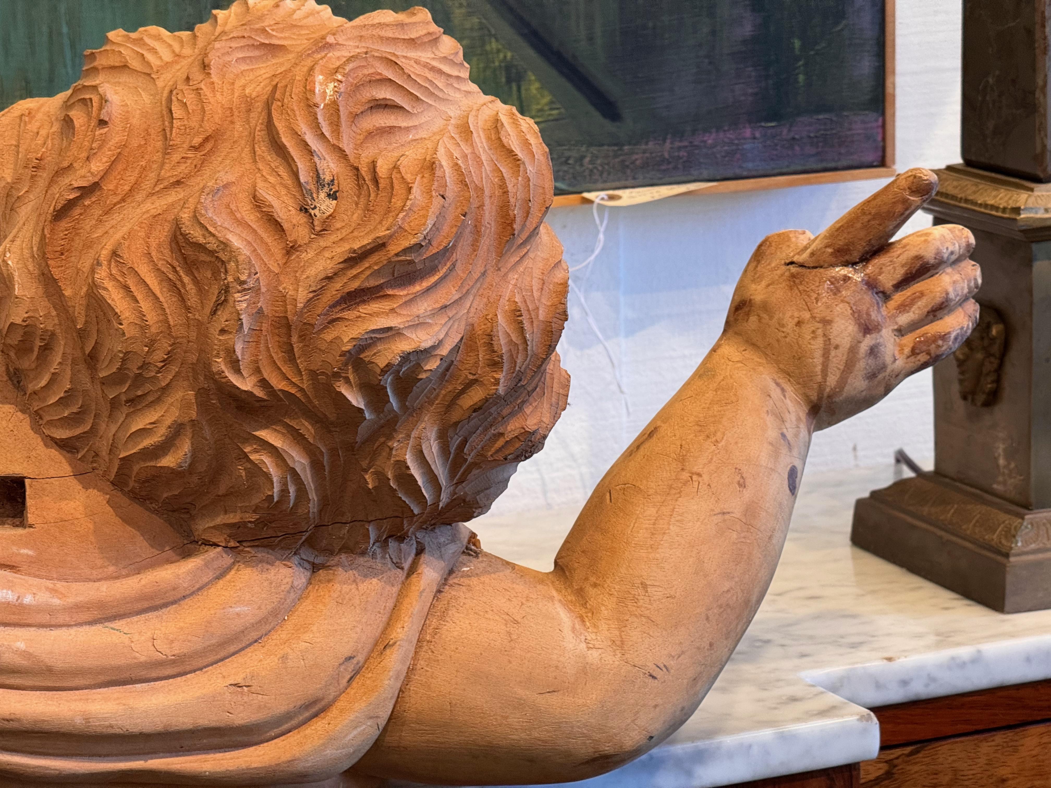 Figura in legno intagliato del XIX secolo in vendita 5