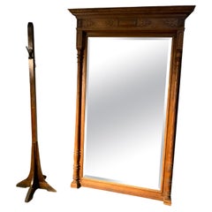 Miroir de pilier en chêne sculpté à pied complet du 19ème siècle