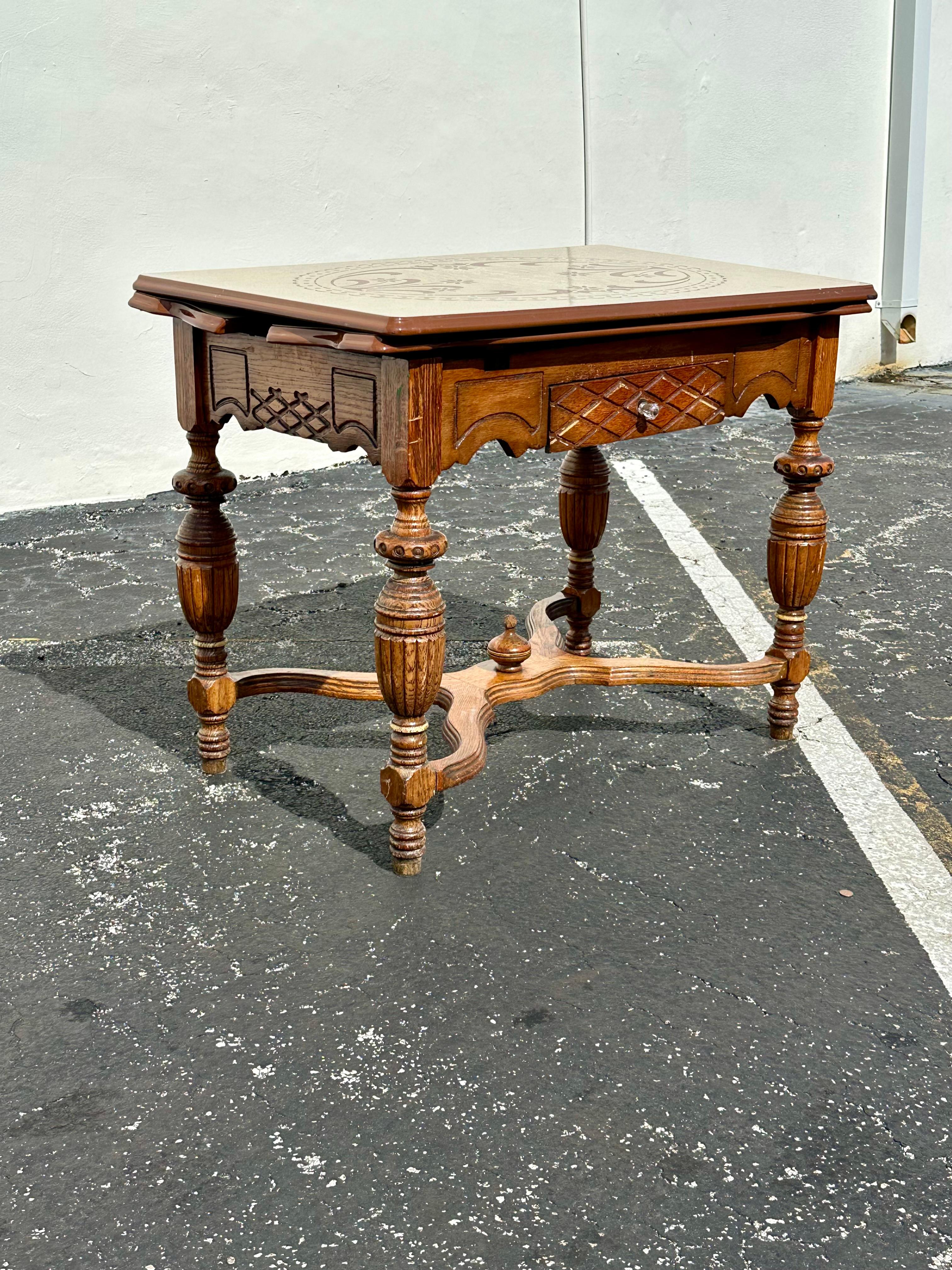 Mesa de Escritorio Extensible de Centro de Juegos de Madera de Acero Carvef del Siglo XIX en Bueno estado para la venta en Fort Lauderdale, FL