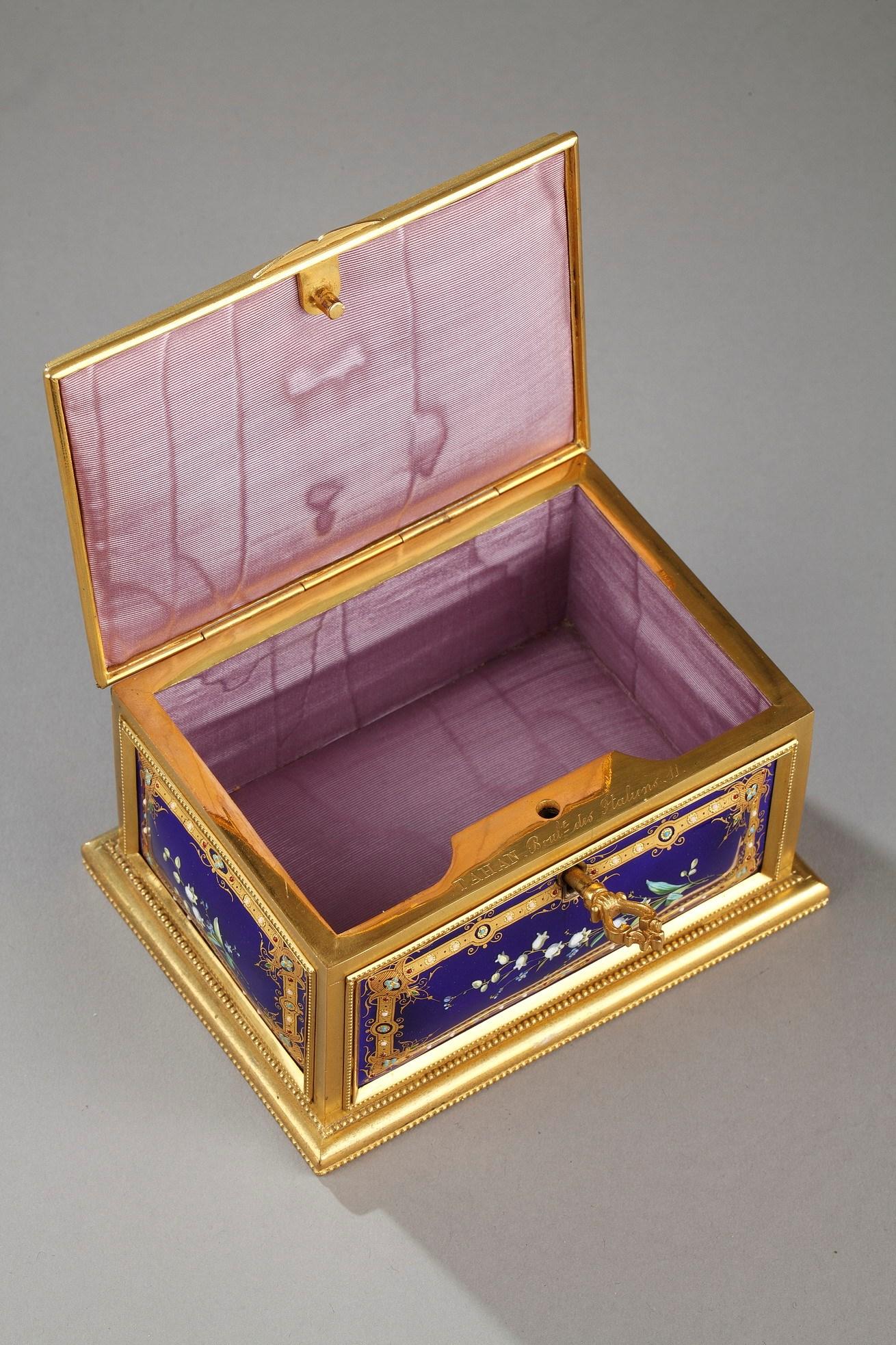 19th Century Casket in Enamel and Gilt Bronze Mount, Signed Tahan 7