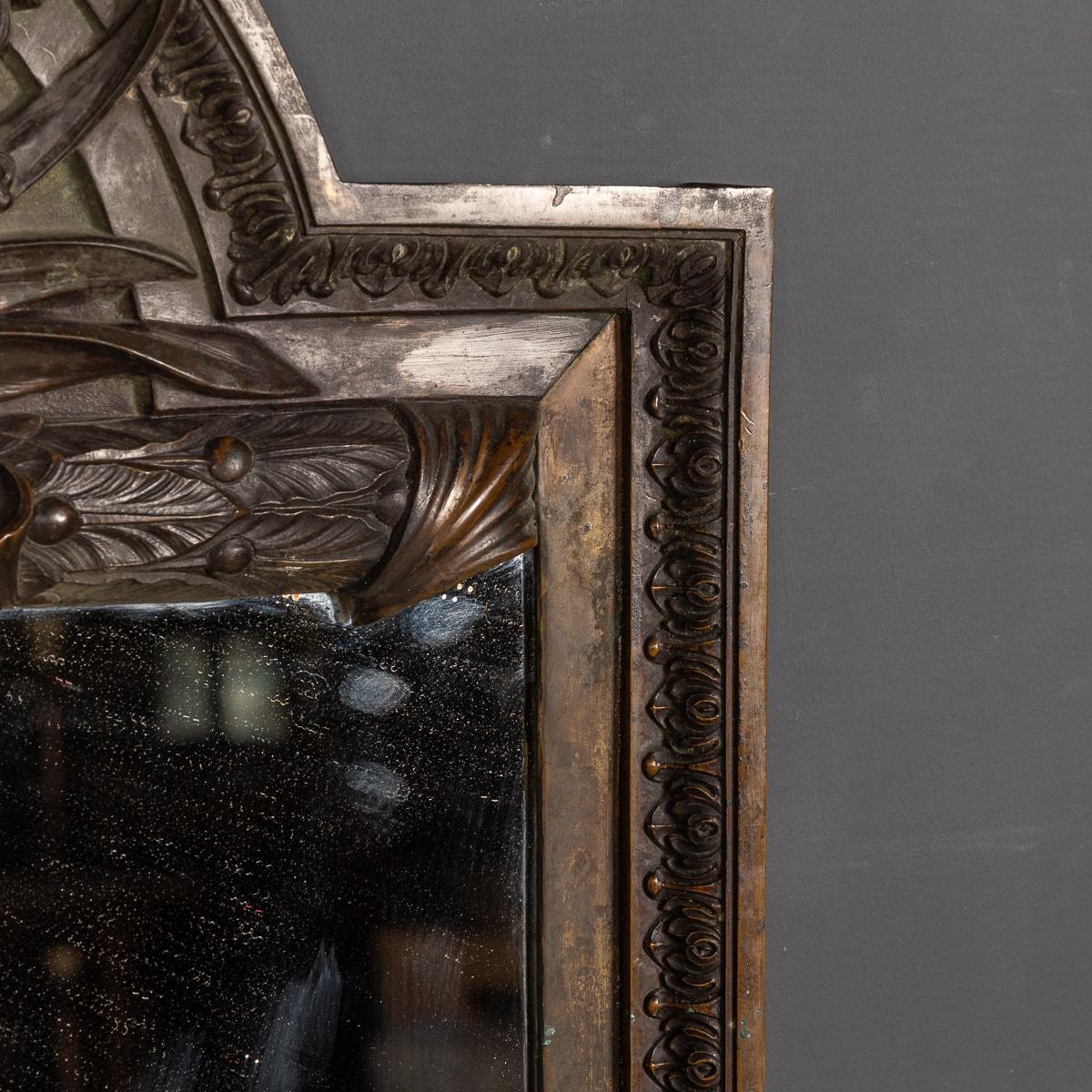 Gegossener Bronzespiegel aus dem 19. Jahrhundert, Royal Insurance Company, um 1880 im Angebot 1