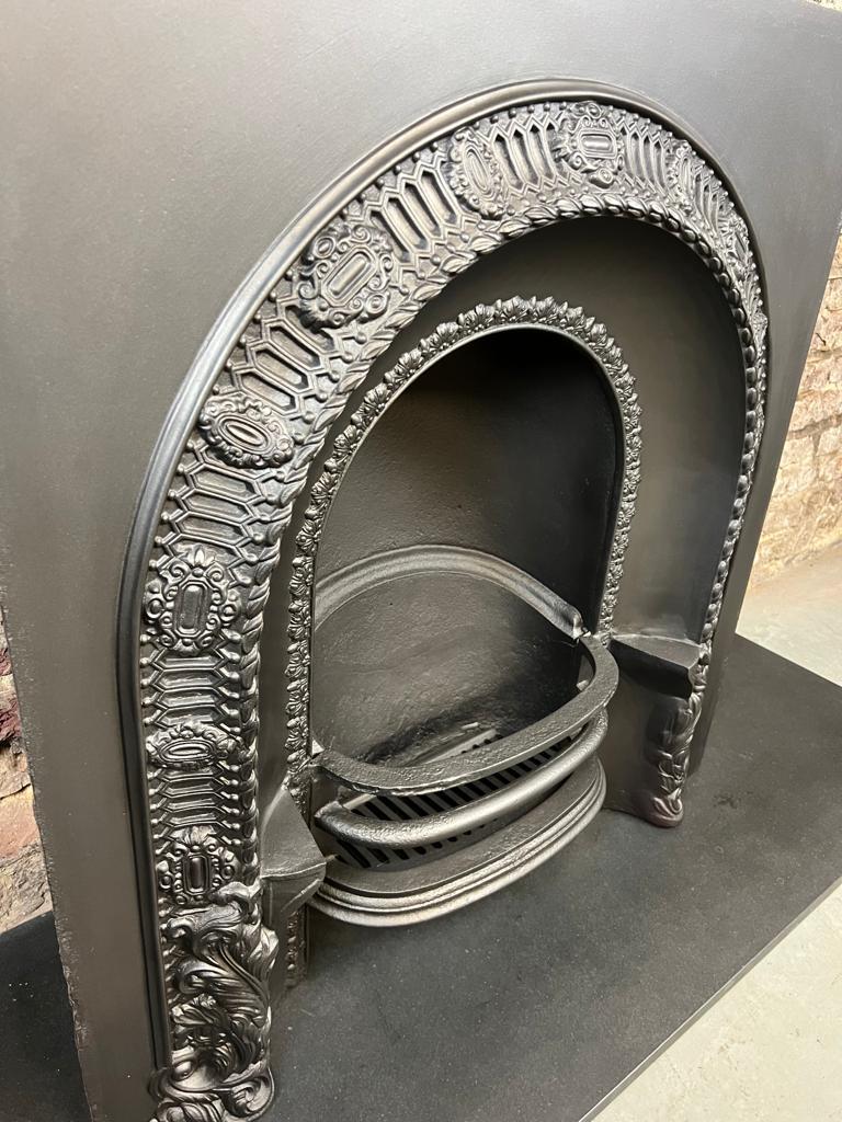 19th Century Cast-iron Arch Fireplace Insert  For Sale 1